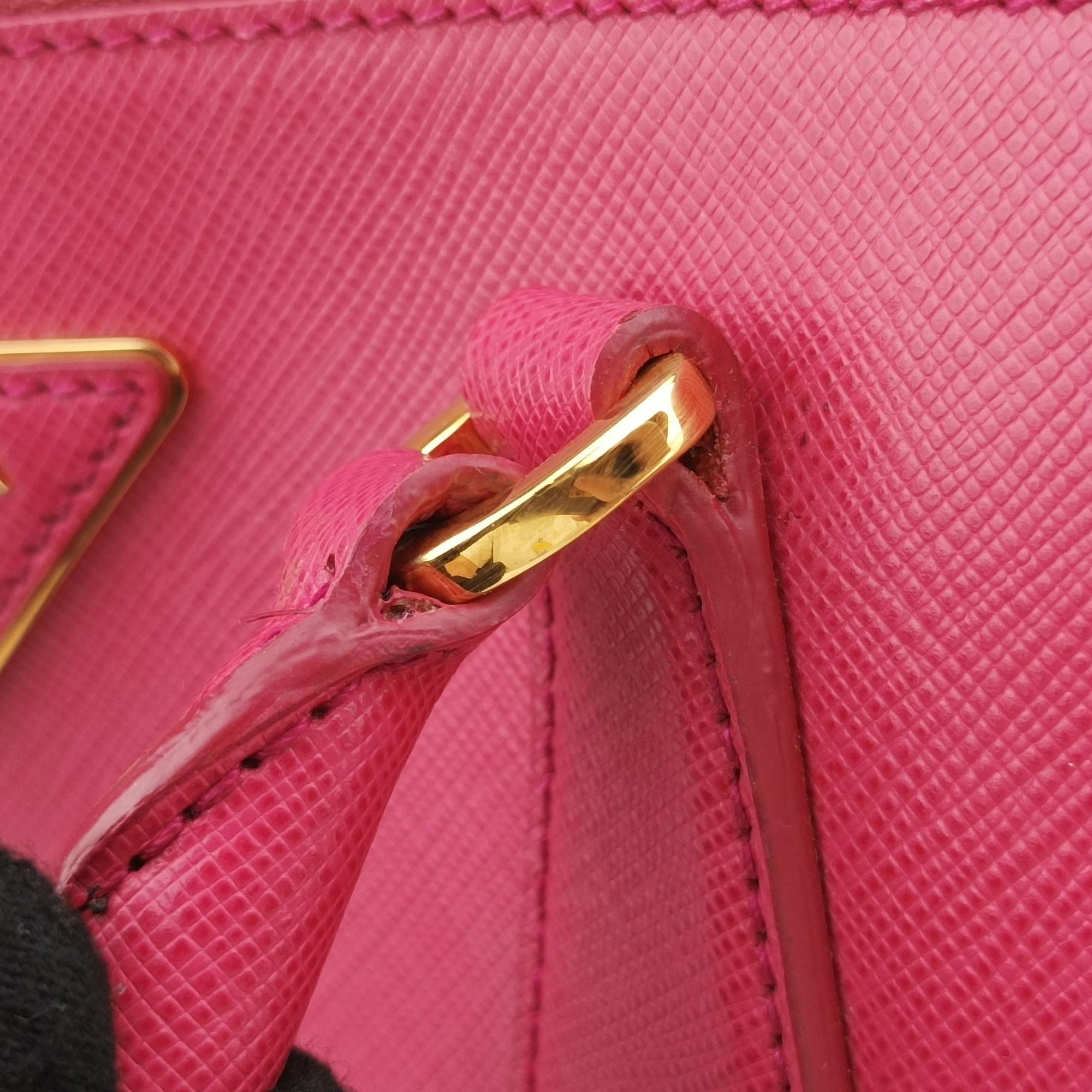 Pre-owned Prada Galleria Pink SAFFIANO Leather BN1786 shoulderbag | stylenewstar