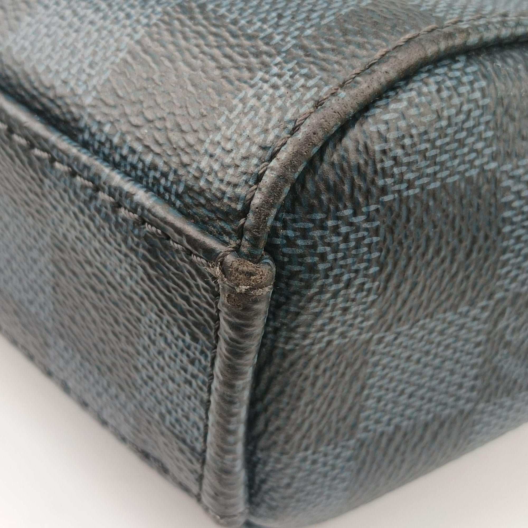 Pre-owned Louis Vuitton Newport Messenger PM black×navy Damier Cobalt N41587 shoulderbag | stylenewstar