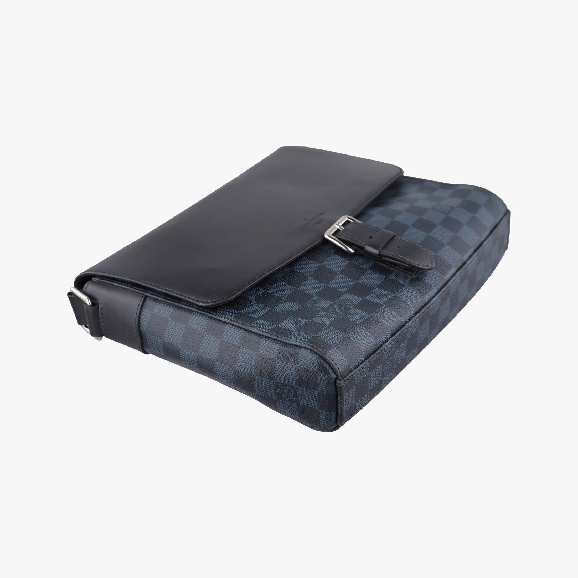 Pre-owned Louis Vuitton Newport Messenger PM black×navy Damier Cobalt N41587 shoulderbag | stylenewstar