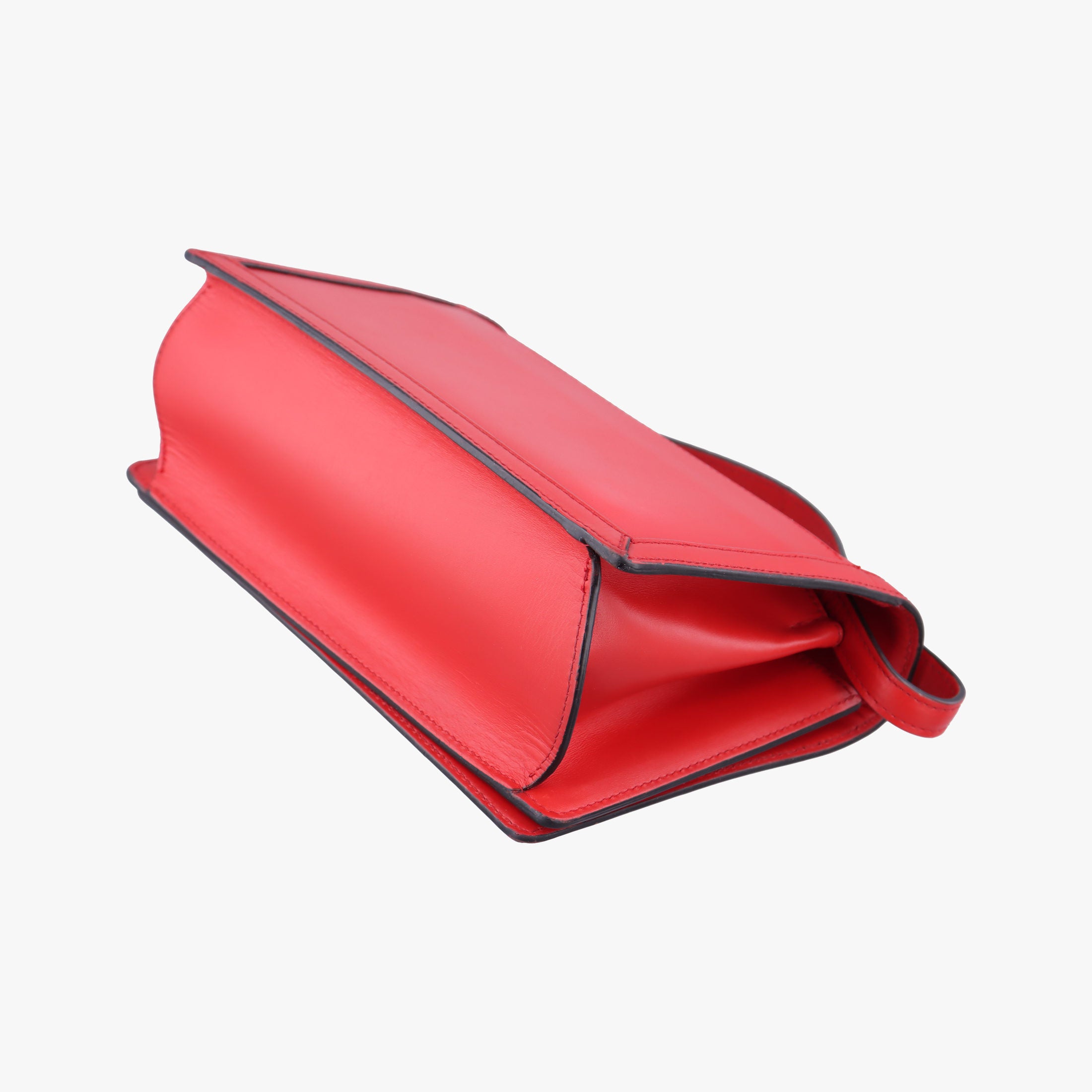 Pre-owned Loewe Barcelona Red Leather  shoulderbag | stylenewstar