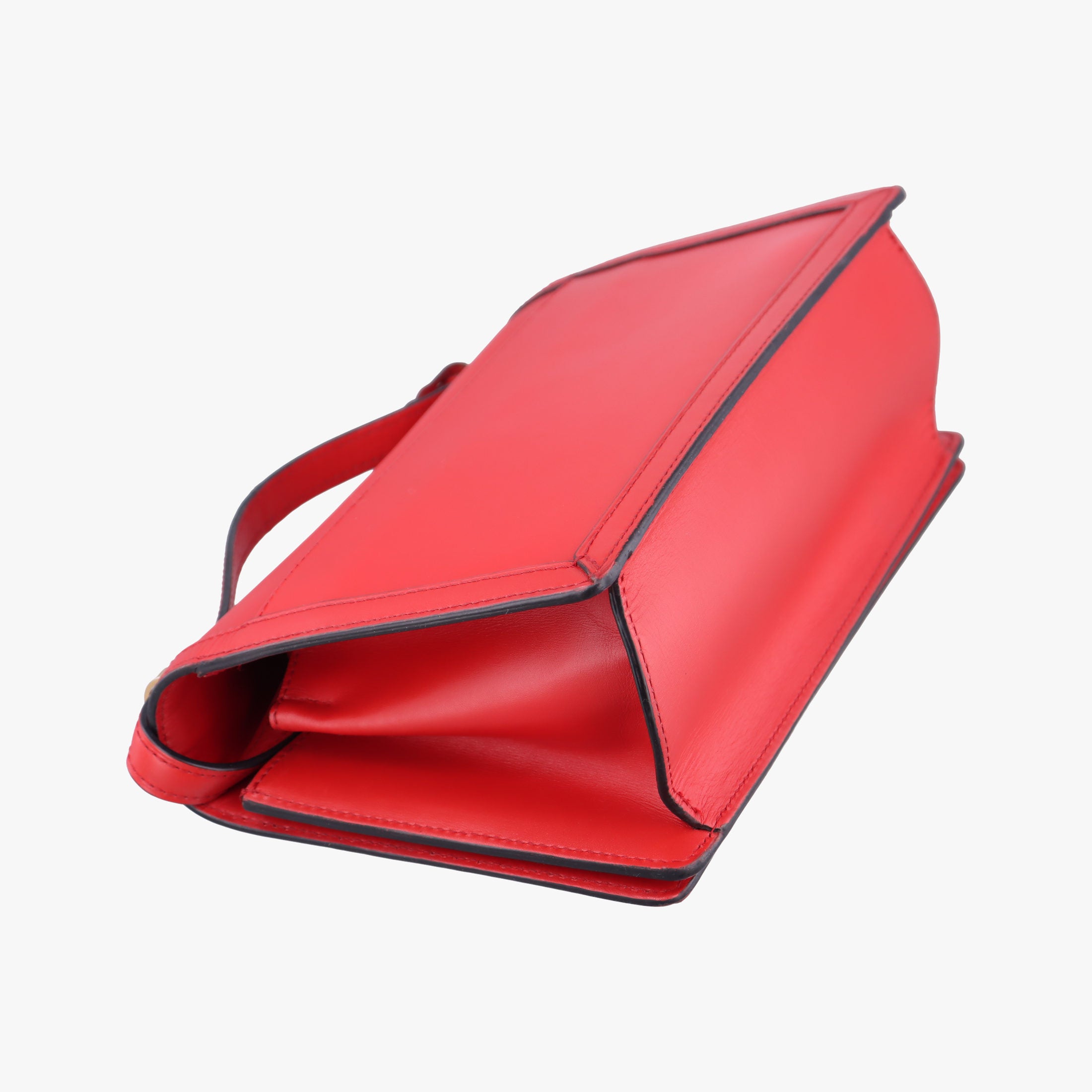 Pre-owned Loewe Barcelona Red Leather  shoulderbag | stylenewstar