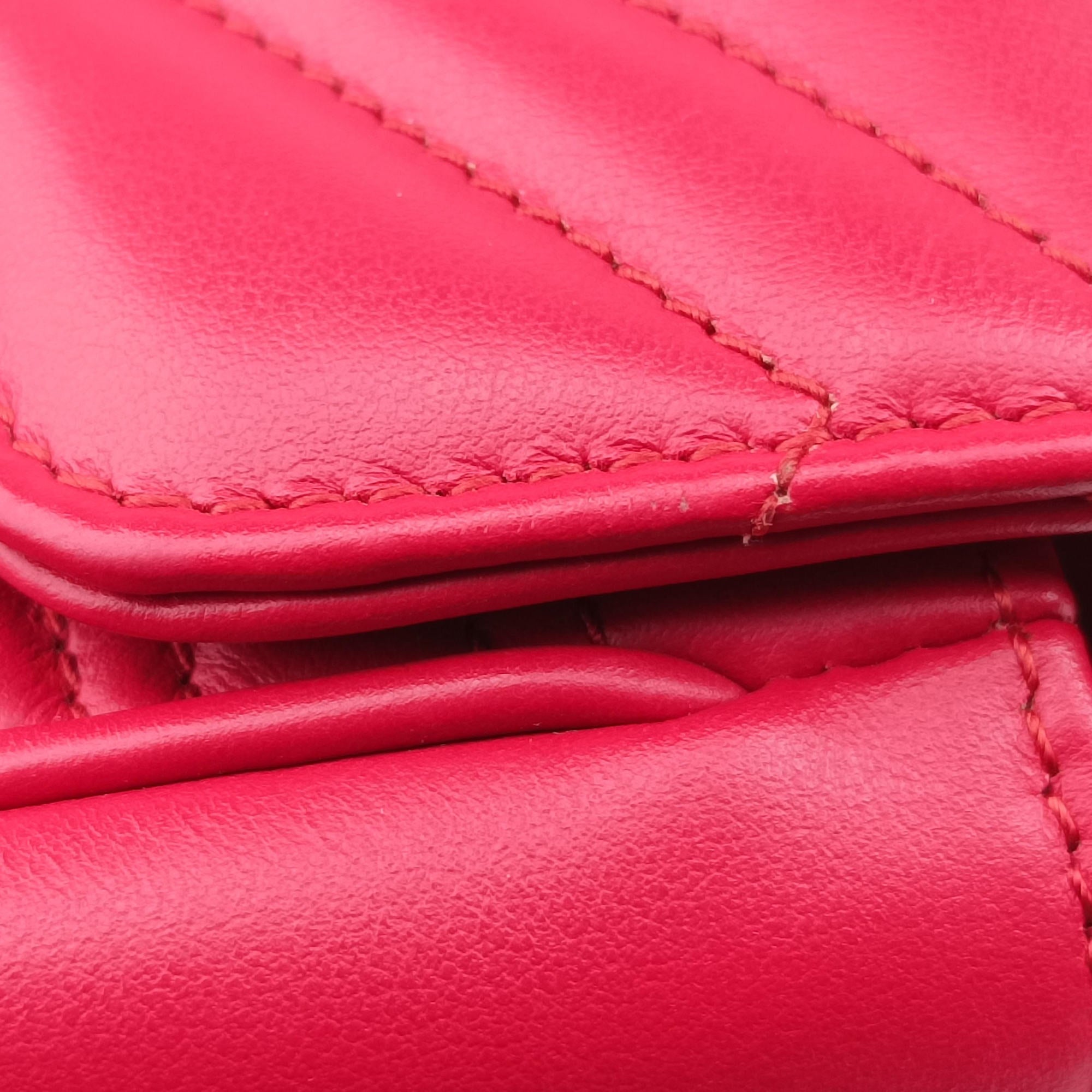 Secondhand Gucci GG Marmont Red Leather 443497 shoulderbag | stylenewstar