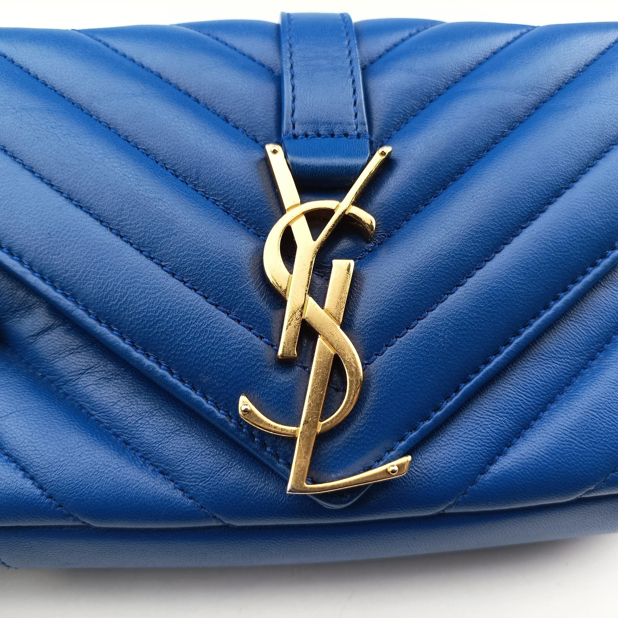 Secondhand Yves Saint Laurent Baby Chai Blue Leather 399289 shoulderbag | stylenewstar