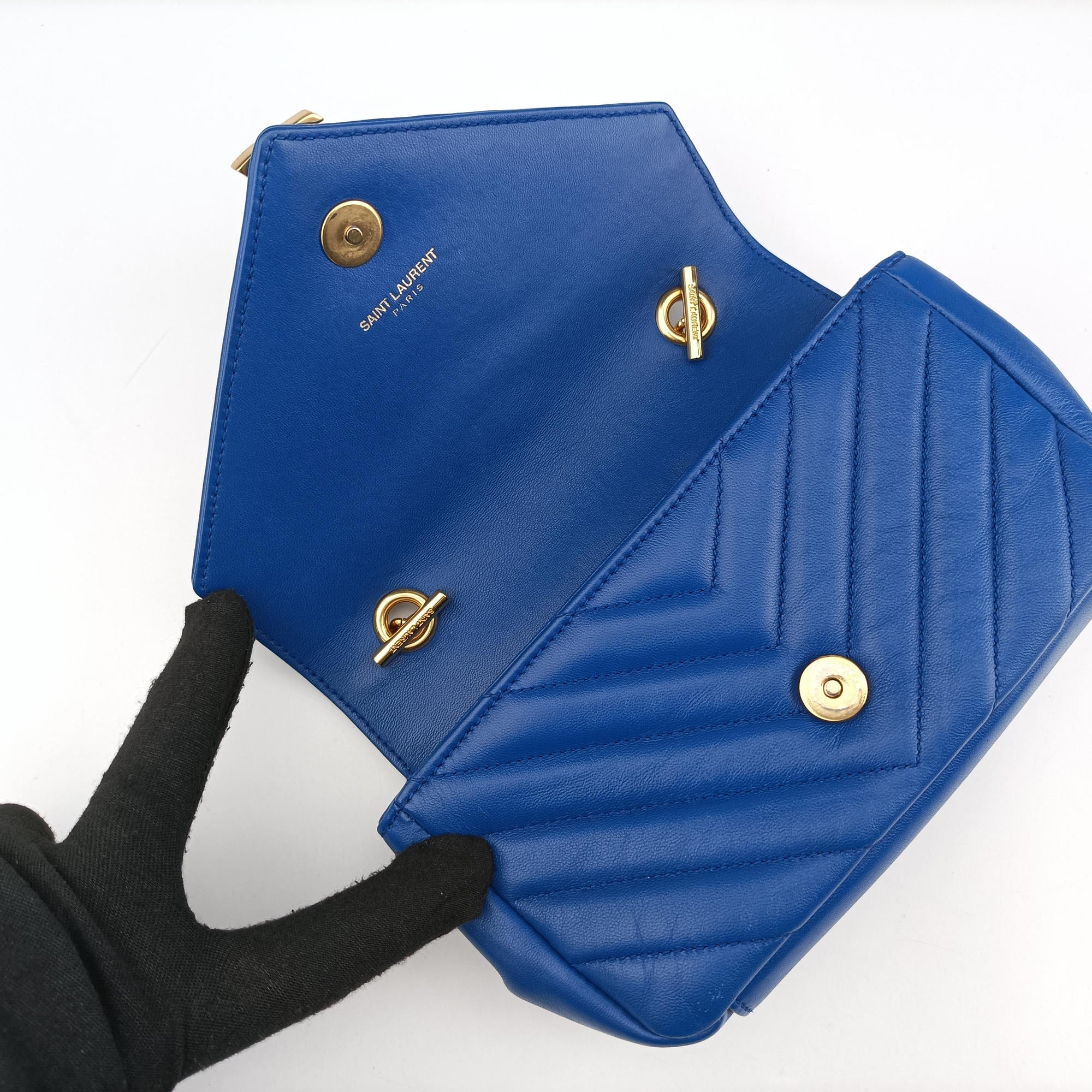 Secondhand Yves Saint Laurent Baby Chai Blue Leather 399289 shoulderbag | stylenewstar