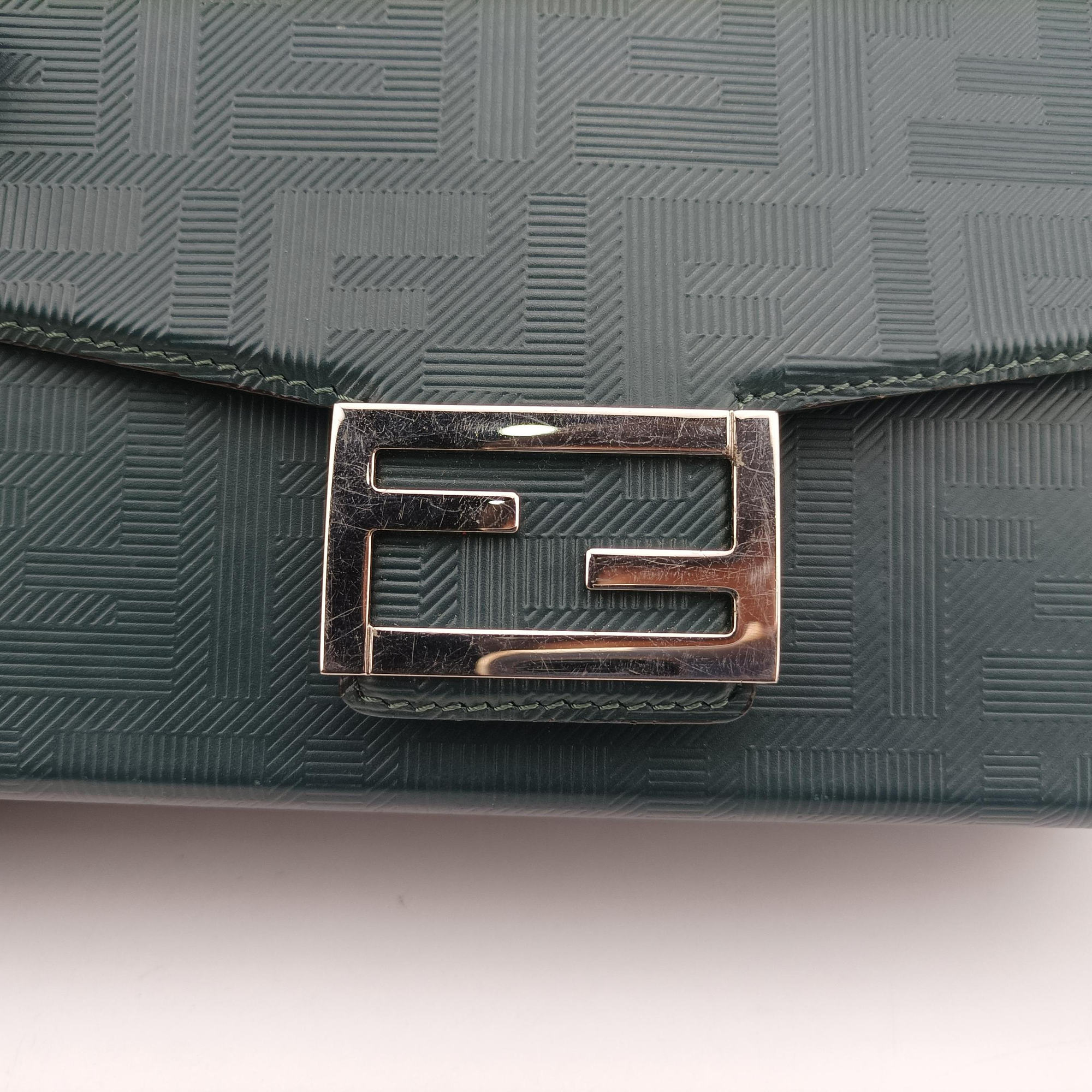 Vintage Fendi Soft Trunk Green Leather 7VA565 shoulderbag | stylenewstar