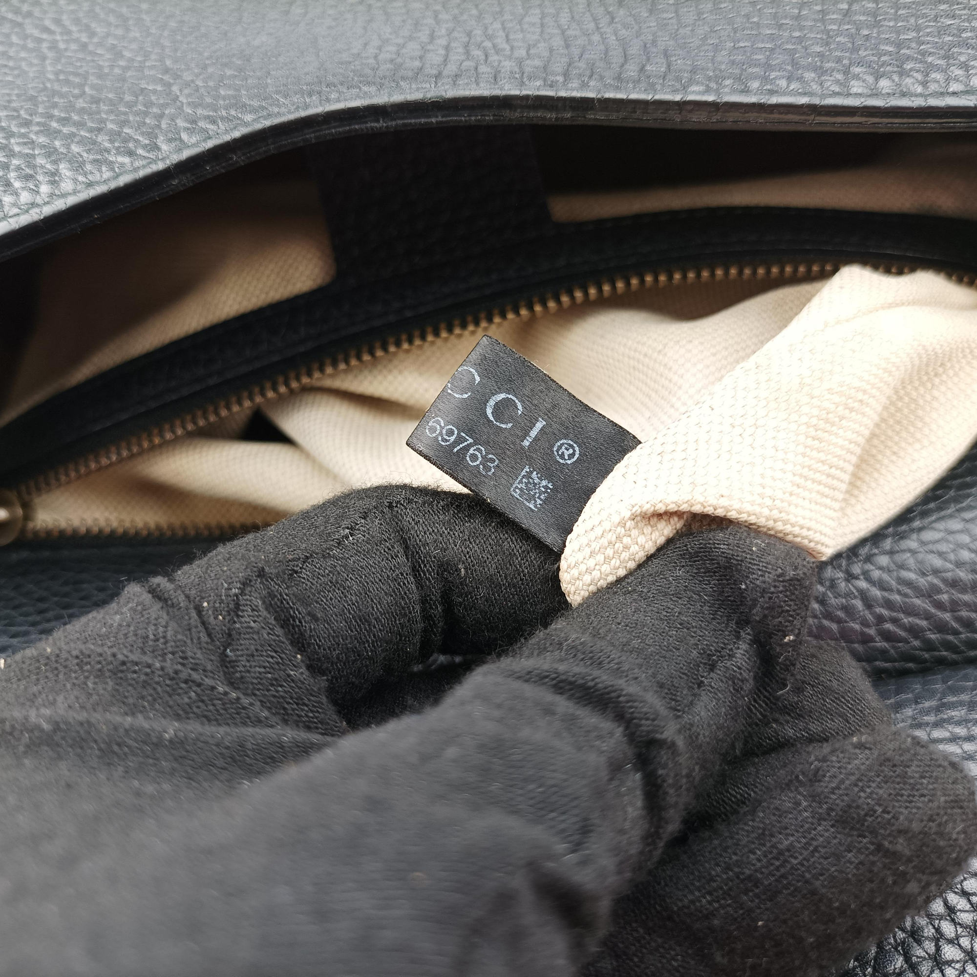 Pre-owned Gucci GG Marmont Black Leather 421890 shoulderbag | stylenewstar