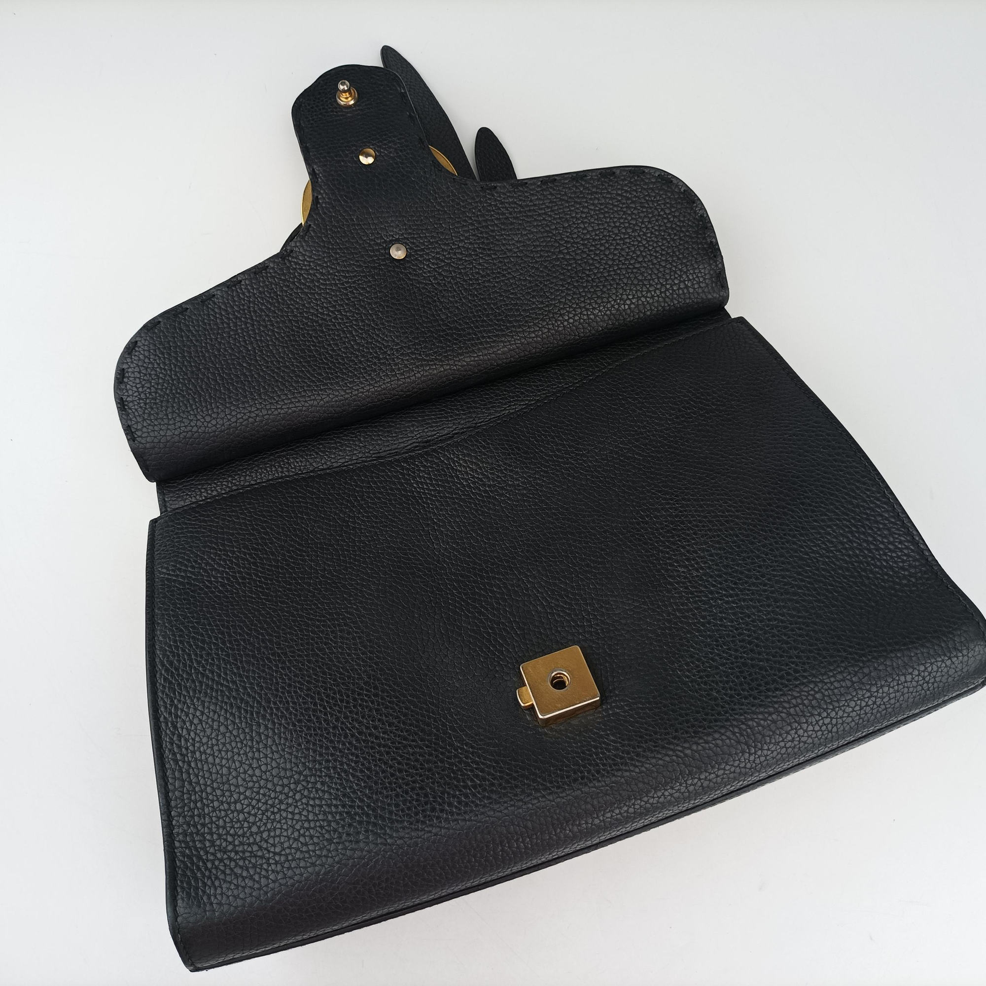 Pre-owned Gucci GG Marmont Black Leather 421890 shoulderbag | stylenewstar