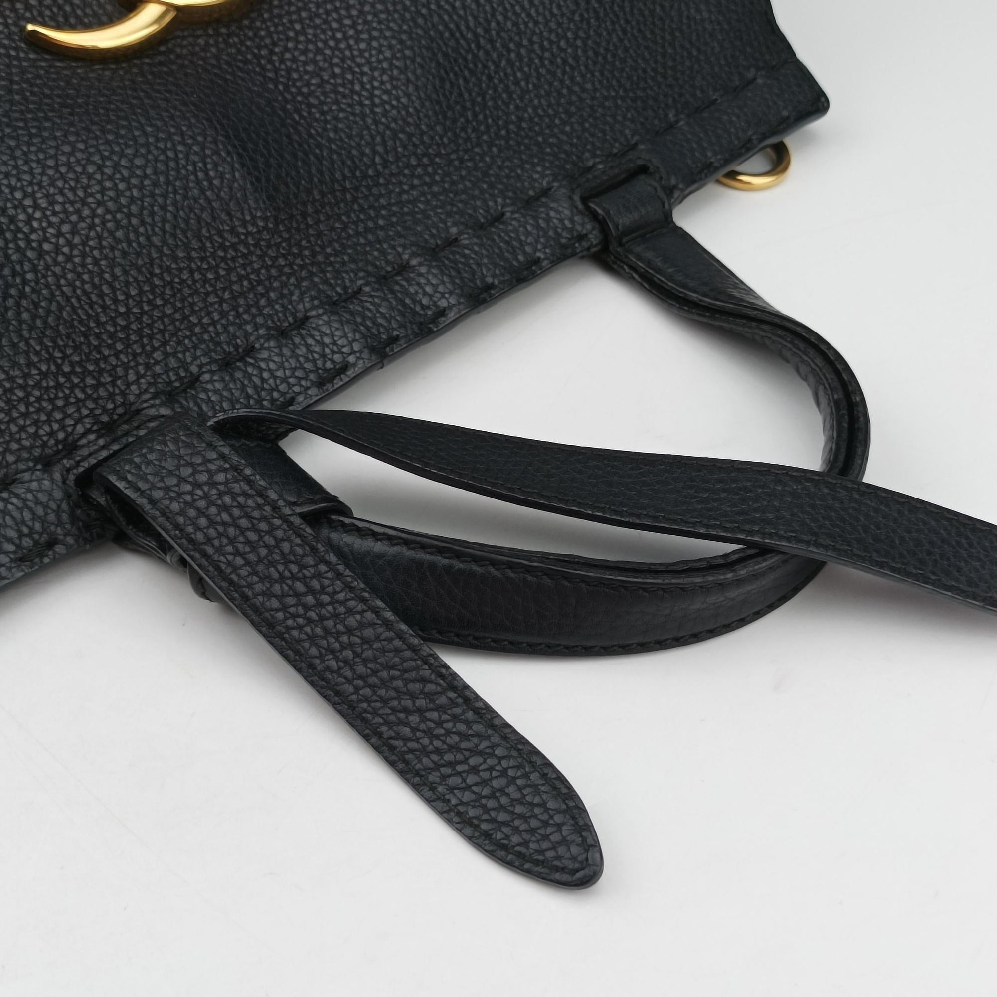 Pre-owned Gucci GG Marmont Black Leather 421890 shoulderbag | stylenewstar