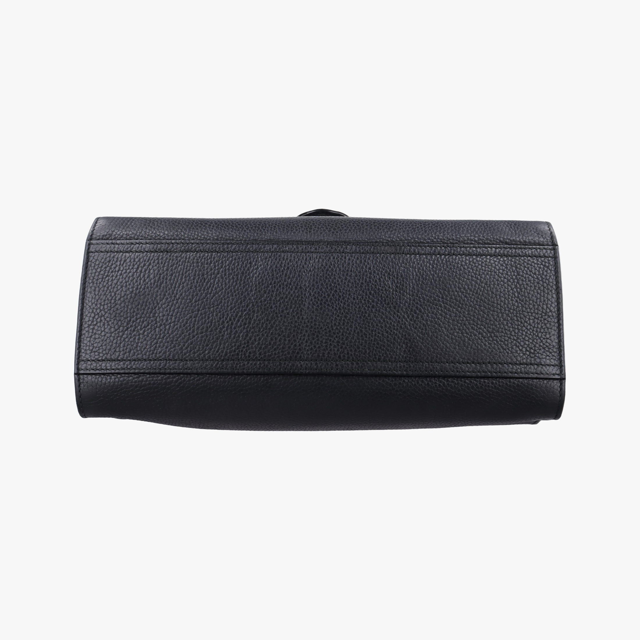 Pre-owned Gucci GG Marmont Black Leather 421890 shoulderbag | stylenewstar