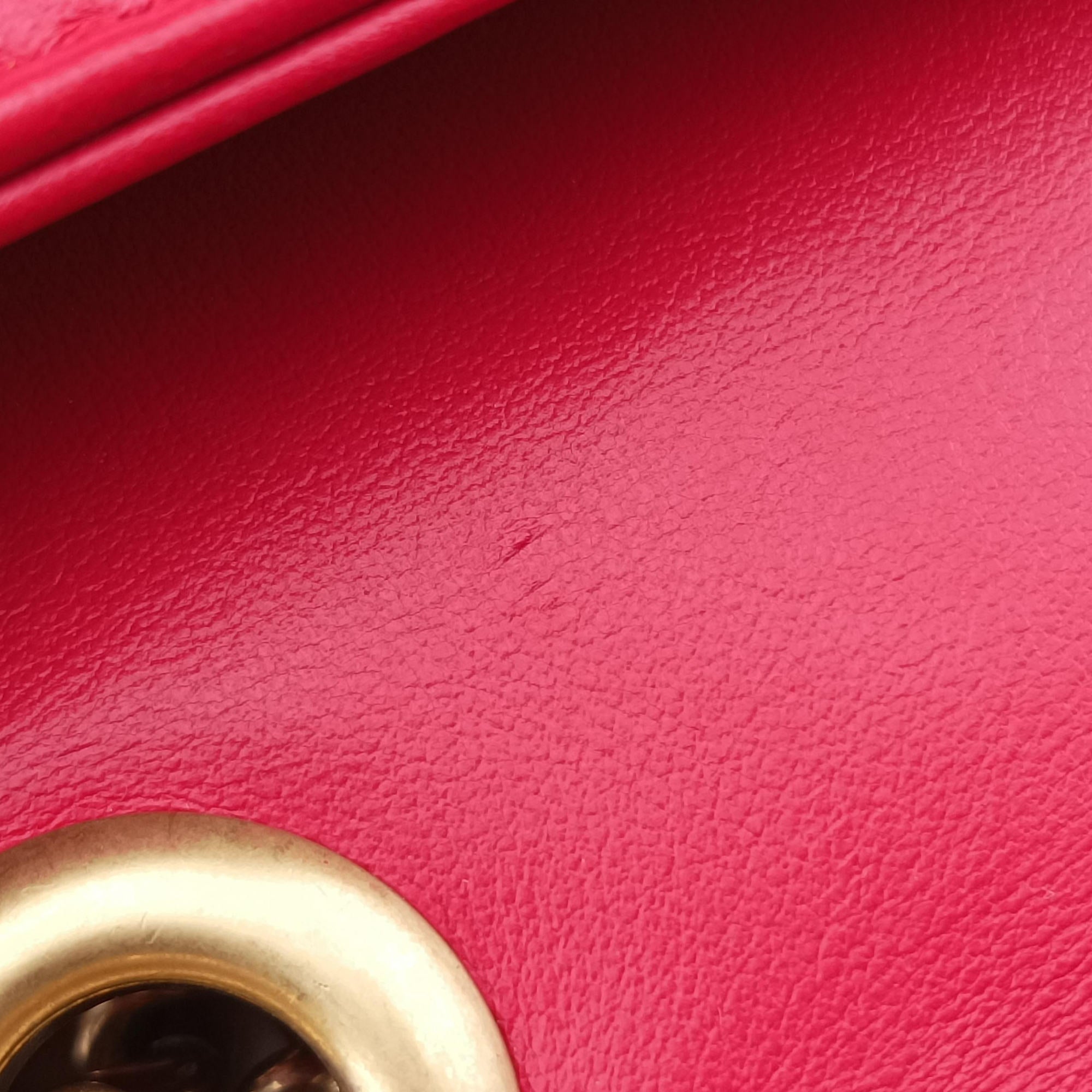 Pre-owned Gucci GG Marmont Red Leather 443497 shoulderbag | stylenewstar