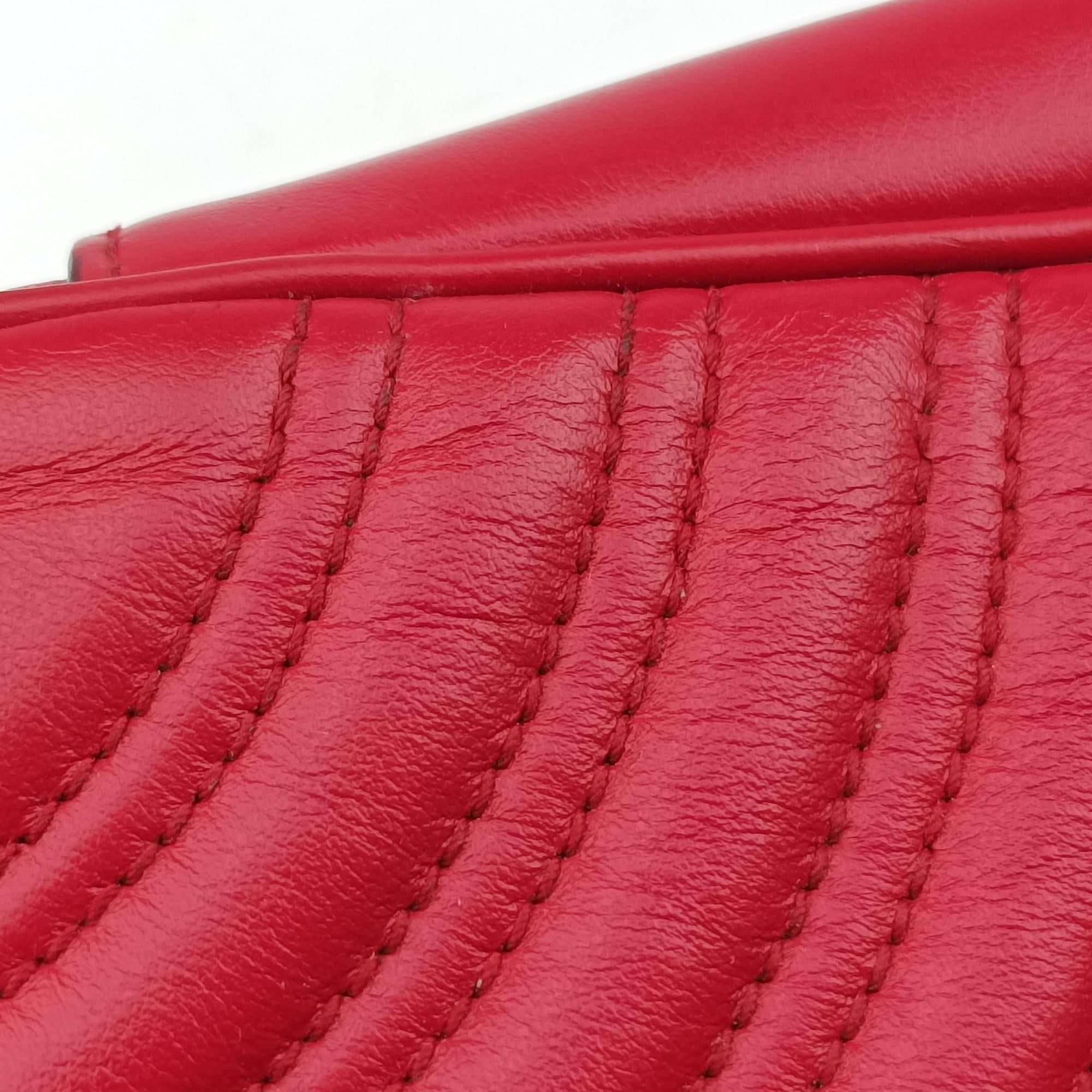 Pre-owned Gucci GG Marmont Red Leather 443497 shoulderbag | stylenewstar