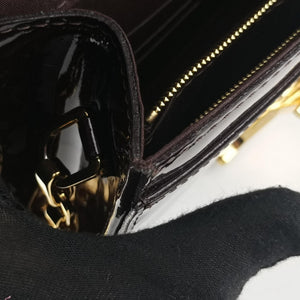 Pre-owned Louis Vuitton Pochette Louise GM Amarante Vernis M51631 shoulderbag | stylenewstar
