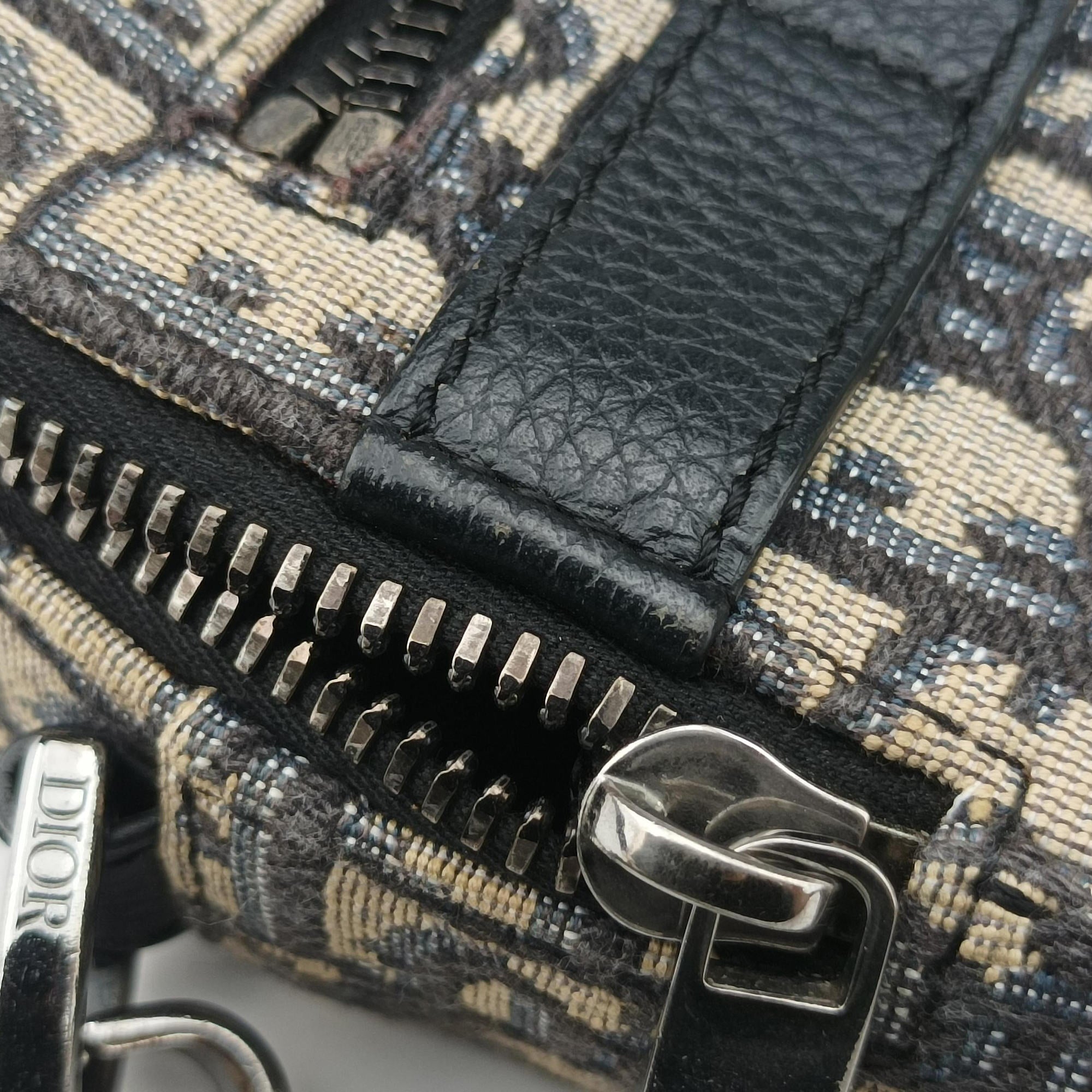 Vintage Christian Dior Safari Oblique Navy×Gray jacquard×Leather  shoulderbag | stylenewstar