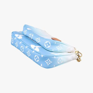 Pre-owned Louis Vuitton MULTI POCHETTE ACCESSOIRES Blue Gradient Monogram Giant M57633 bum bag/waist bag | stylenewstar