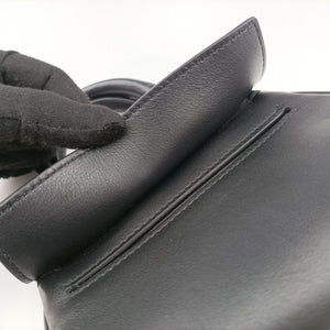 Pre-owned Ferragamo Studio Black Leather  shoulderbag | stylenewstar