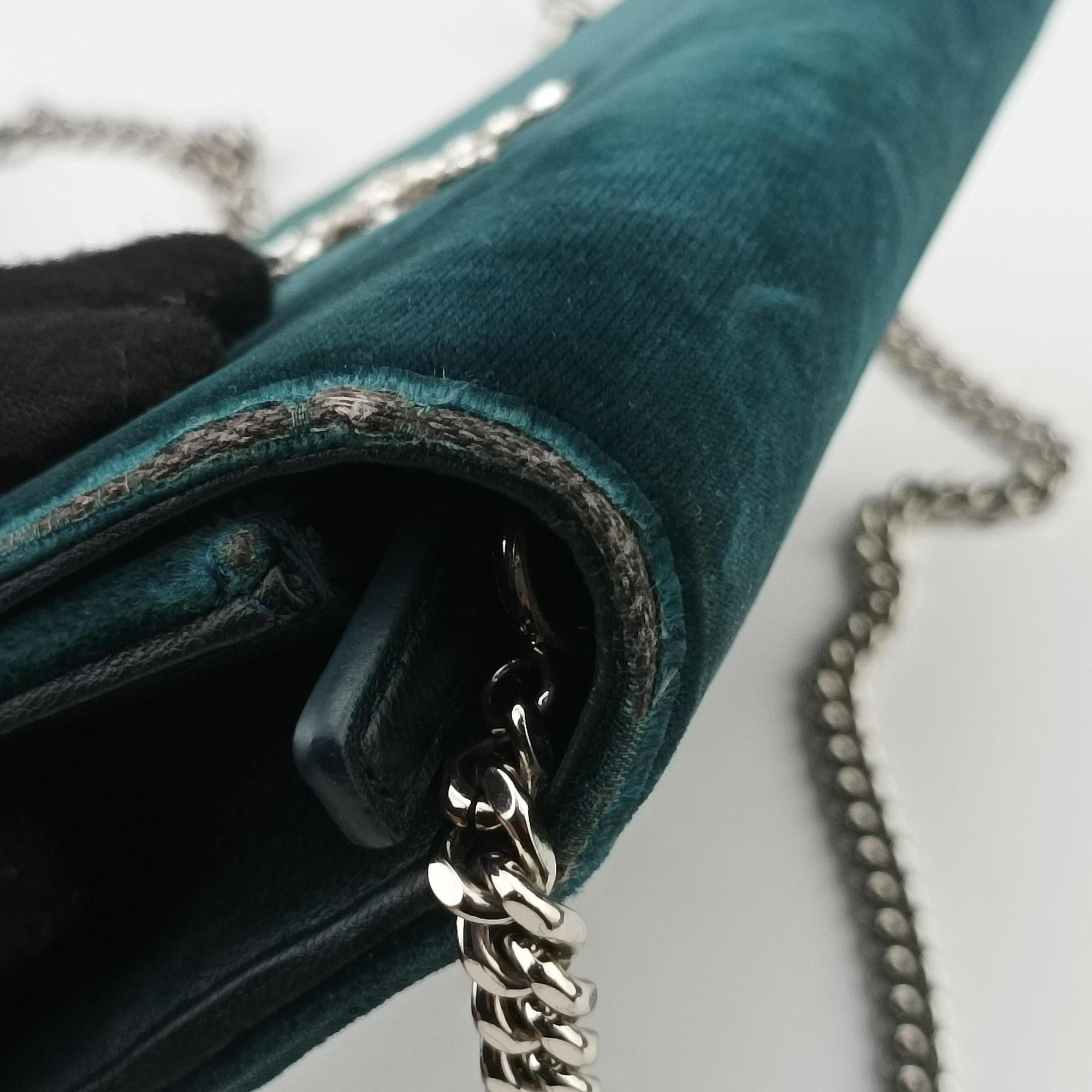 Pre-owned Yves Saint Laurent KATE Green velour 491521 shoulderbag | stylenewstar