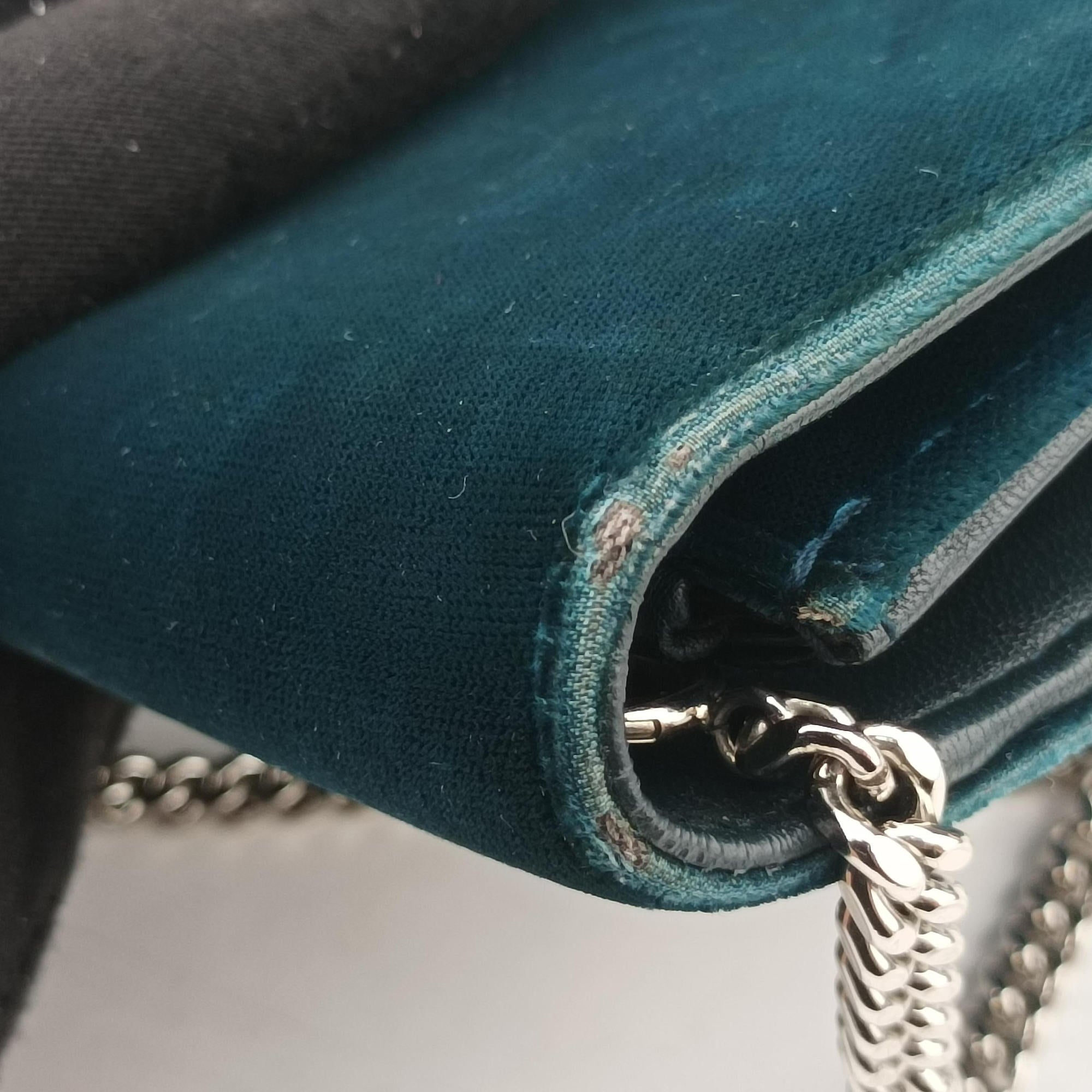Pre-owned Yves Saint Laurent KATE Green velour 491521 shoulderbag | stylenewstar