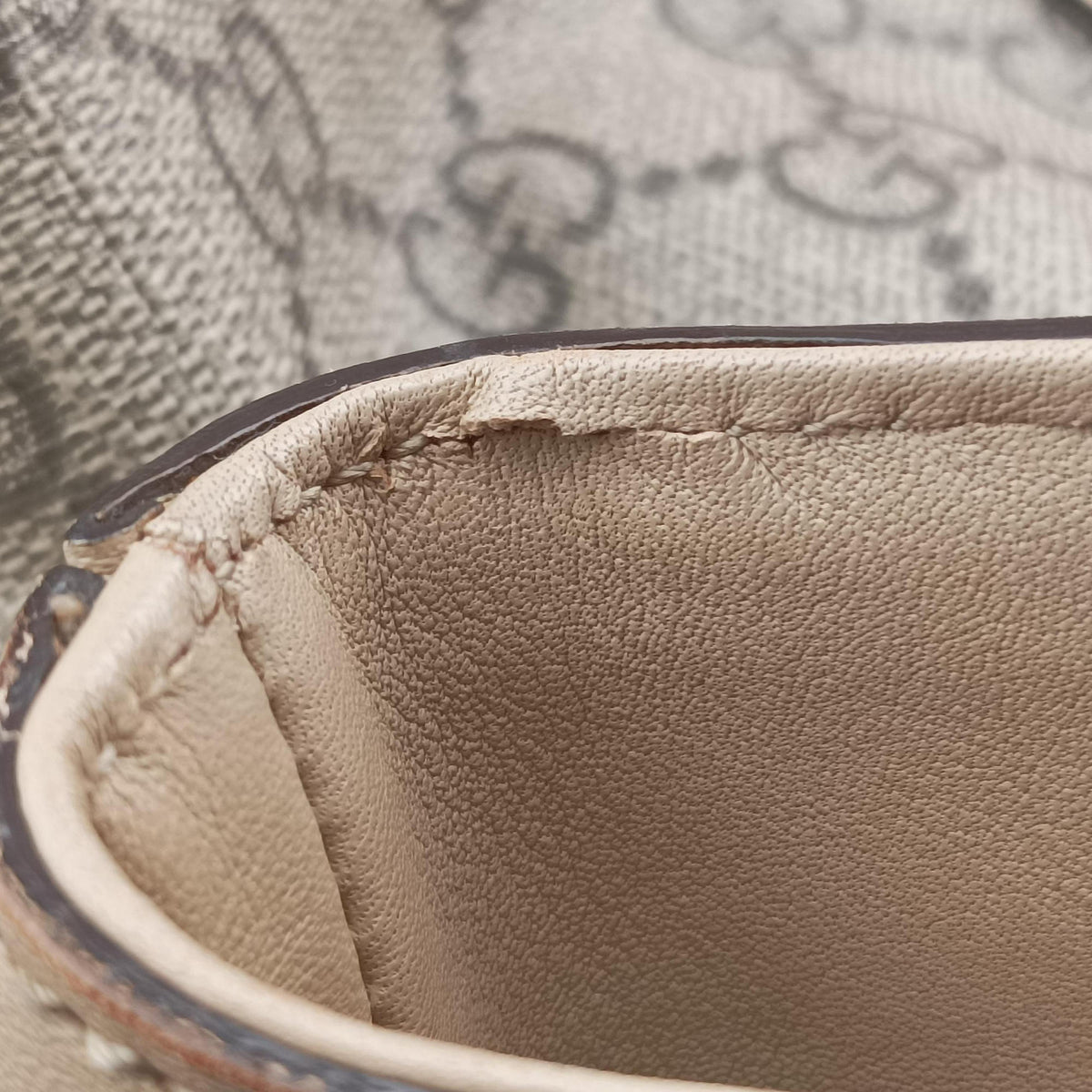 Pre-owned Gucci Microguccissima Beige PVC coated canvas×leather 309613 handbag | stylenewstar