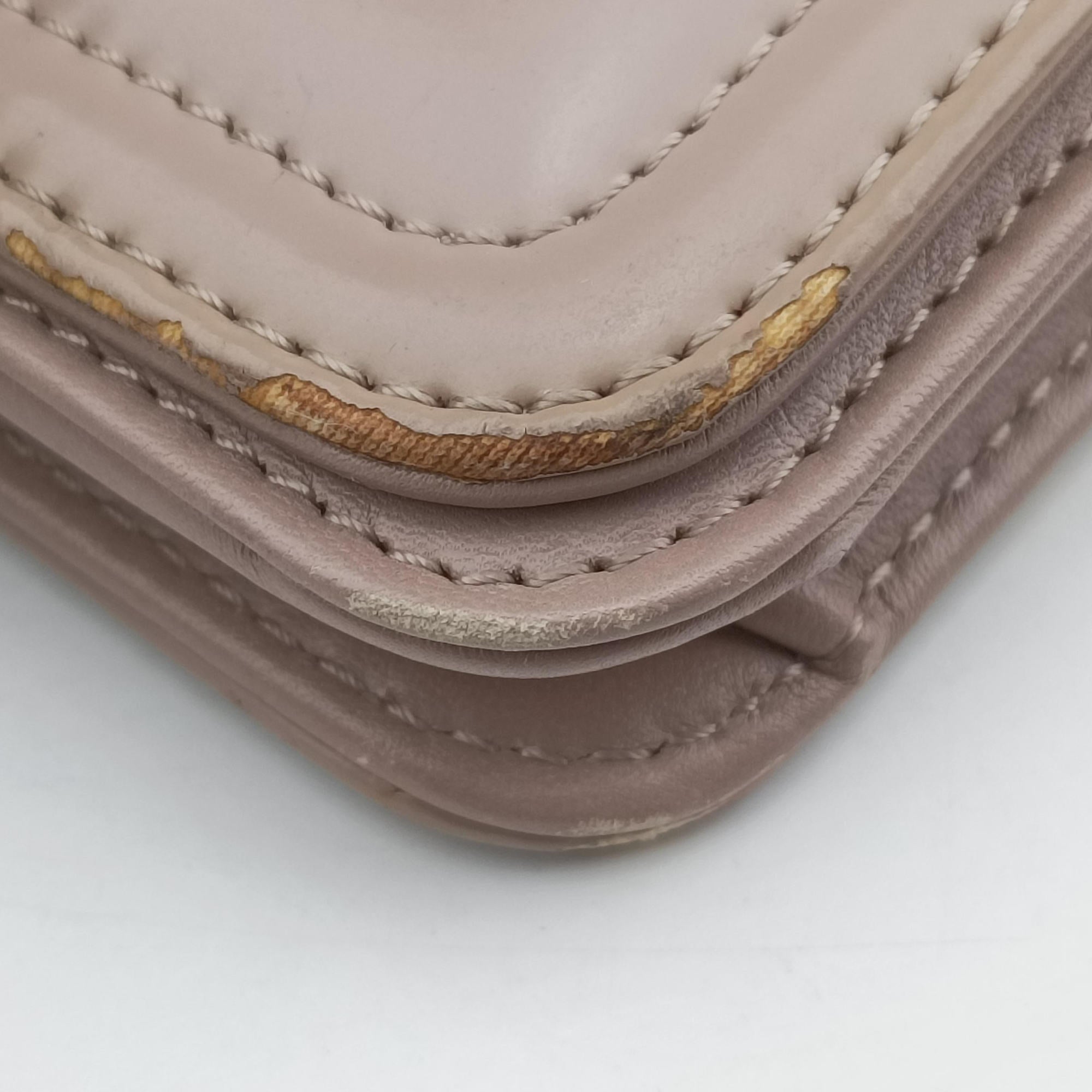 Secondhand Chanel Lipstick Beige Enamel A66936 shoulderbag | stylenewstar