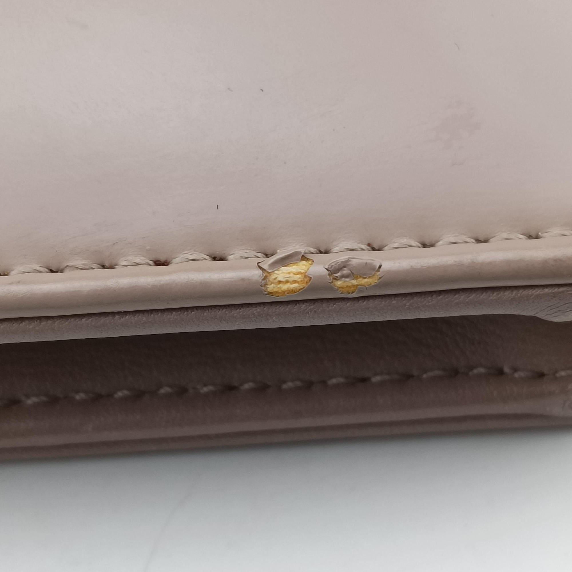 Secondhand Chanel Lipstick Beige Enamel A66936 shoulderbag | stylenewstar