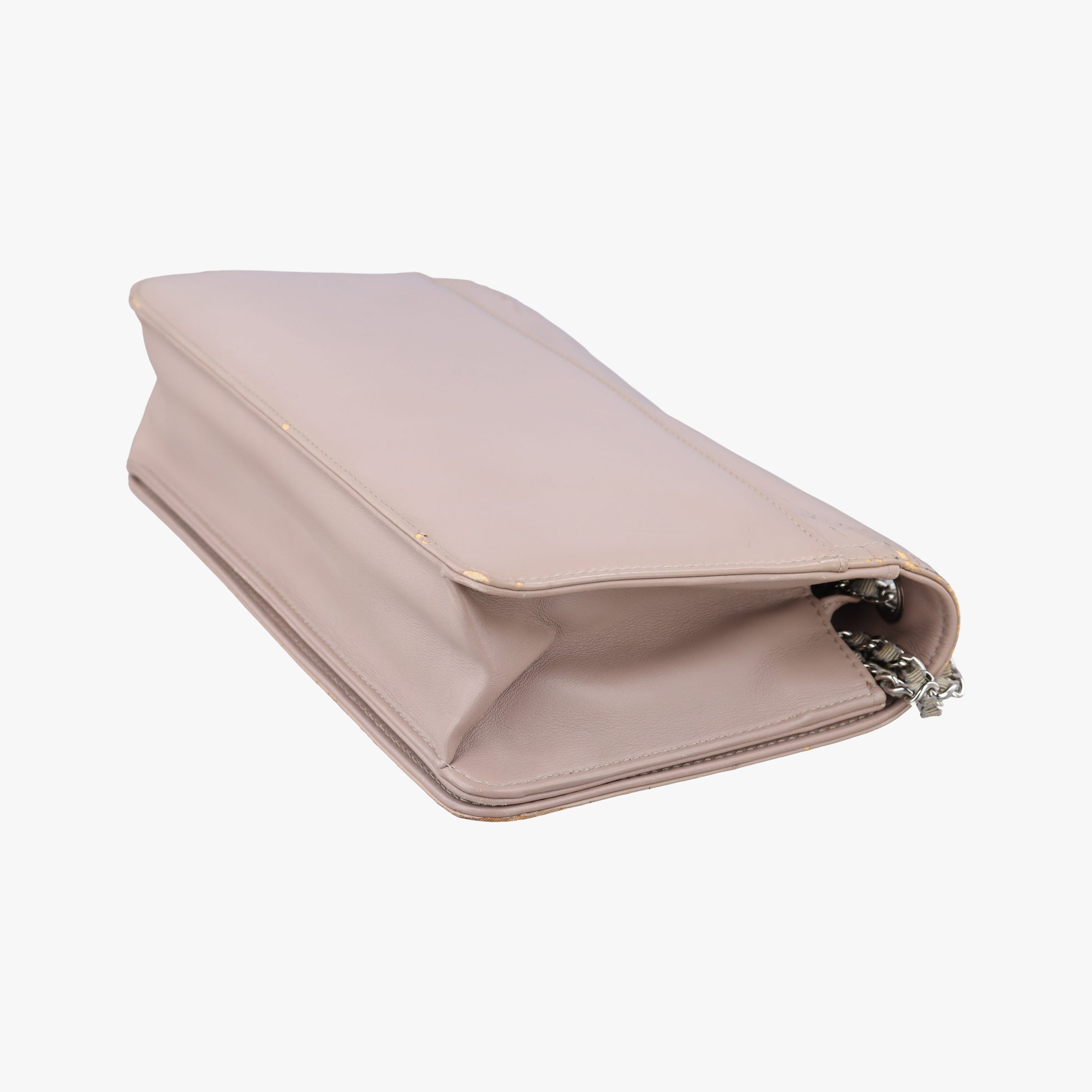 Secondhand Chanel Lipstick Beige Enamel A66936 shoulderbag | stylenewstar