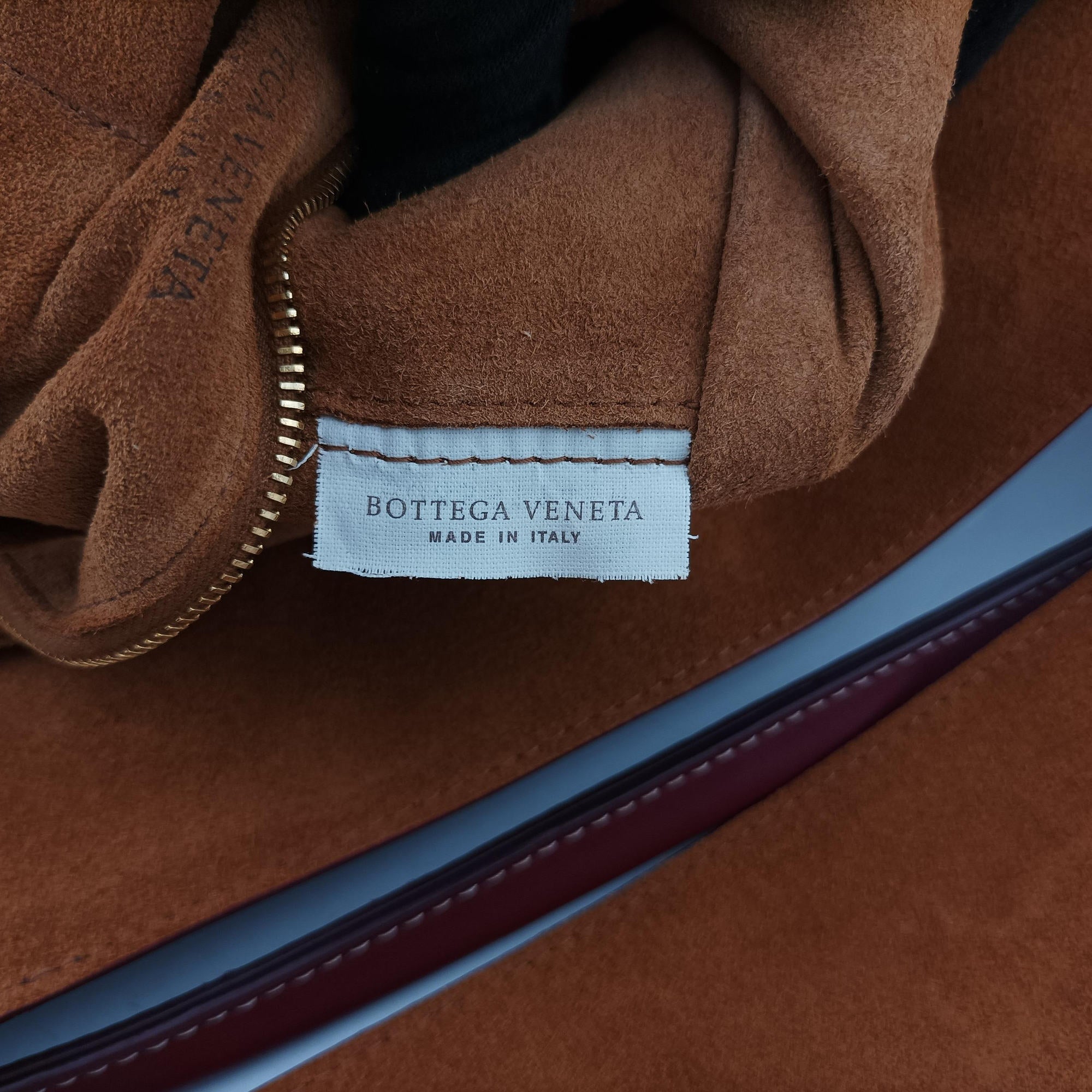 Vintage Bottega Veneta Arco Burgundy Leather  shoulderbag | stylenewstar