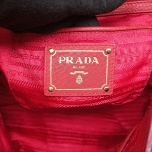 Pre-owned Prada Vitello Daino Top Handle Red Leather BN2420 handbag | stylenewstar