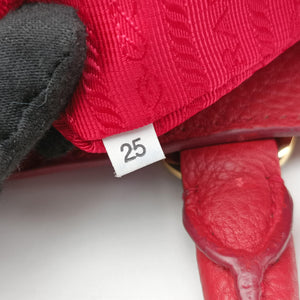 Pre-owned Prada Vitello Daino Top Handle Red Leather BN2420 handbag | stylenewstar