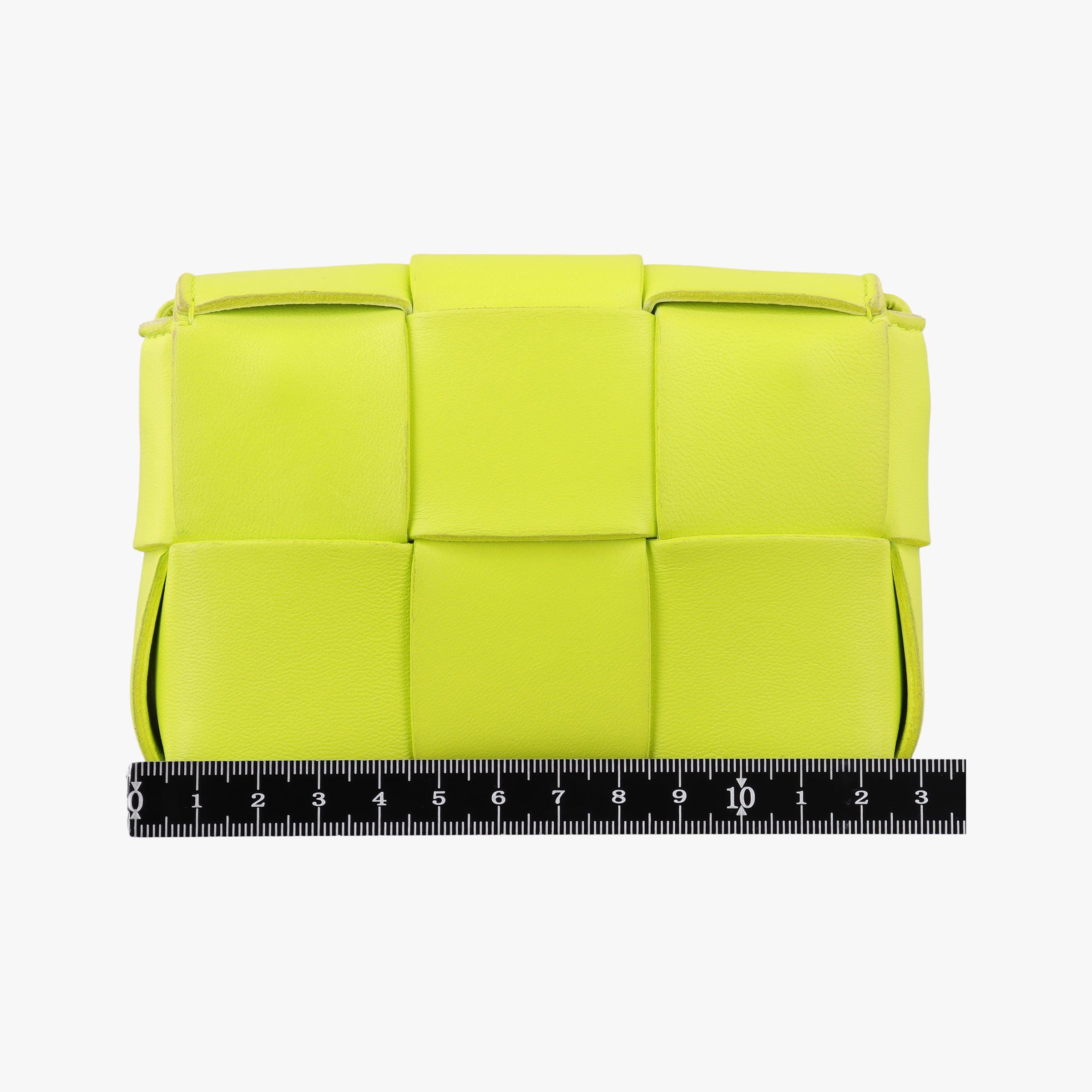 Pre-owned Bottega Veneta cassette Green lambskin  shoulderbag | stylenewstar