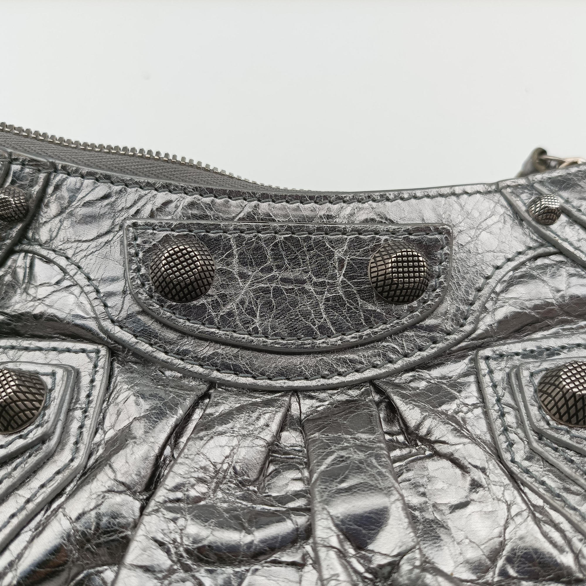 Pre-owned Balenciaga Le Cagole mini Silver lambskin  shoulderbag | stylenewstar
