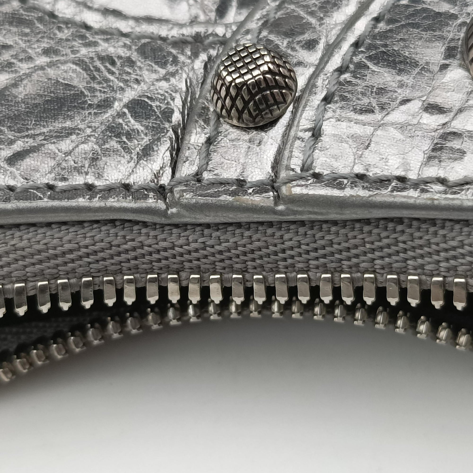 Pre-owned Balenciaga Le Cagole mini Silver lambskin  shoulderbag | stylenewstar