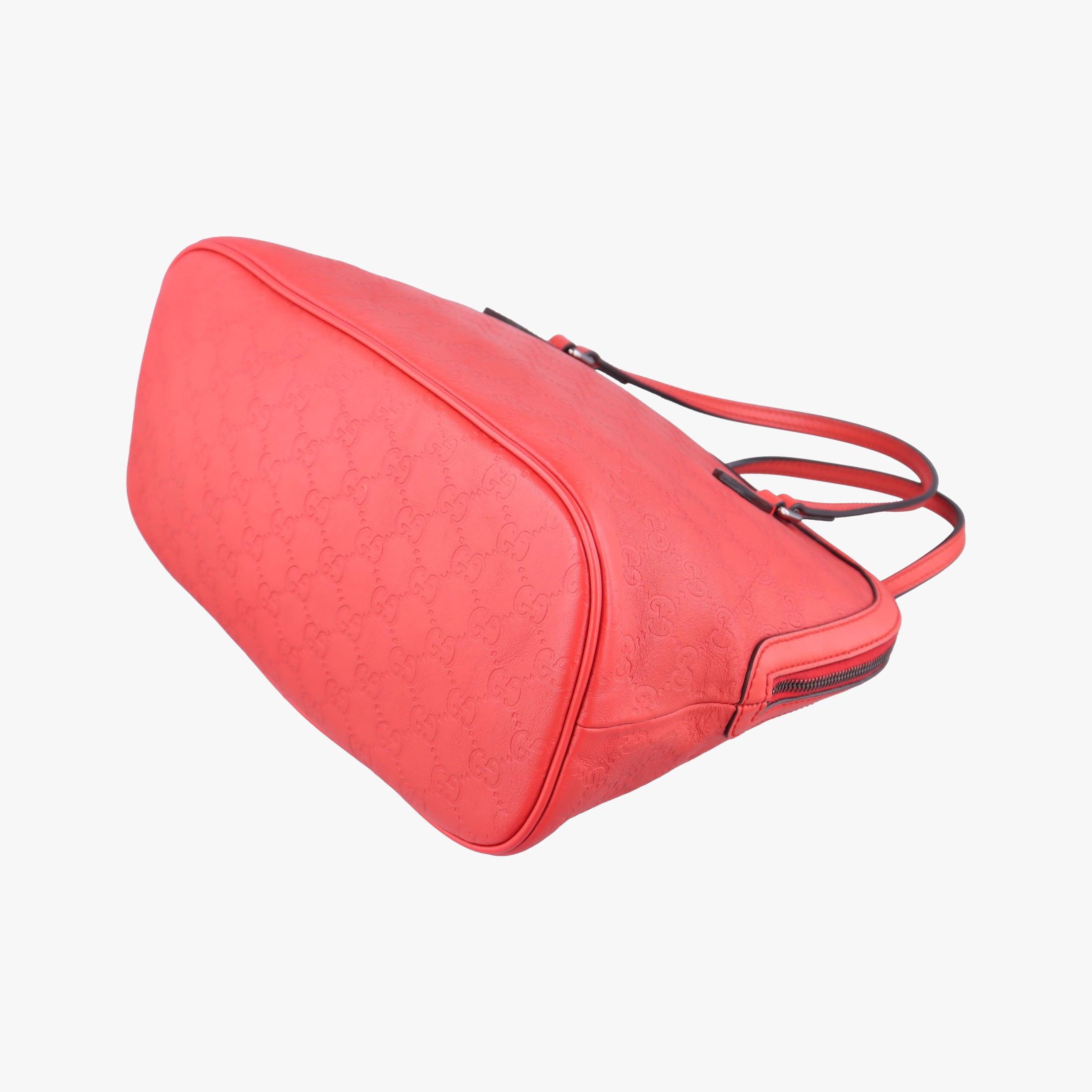 Pre-owned Gucci Microguccissima dome Red Leather 420023 shoulderbag | stylenewstar