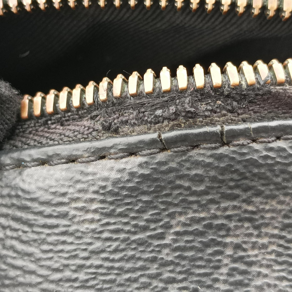 Secondhand Louis Vuitton Apollo Noir Monogram Eclipse M43186 backpack/rucksack | stylenewstar