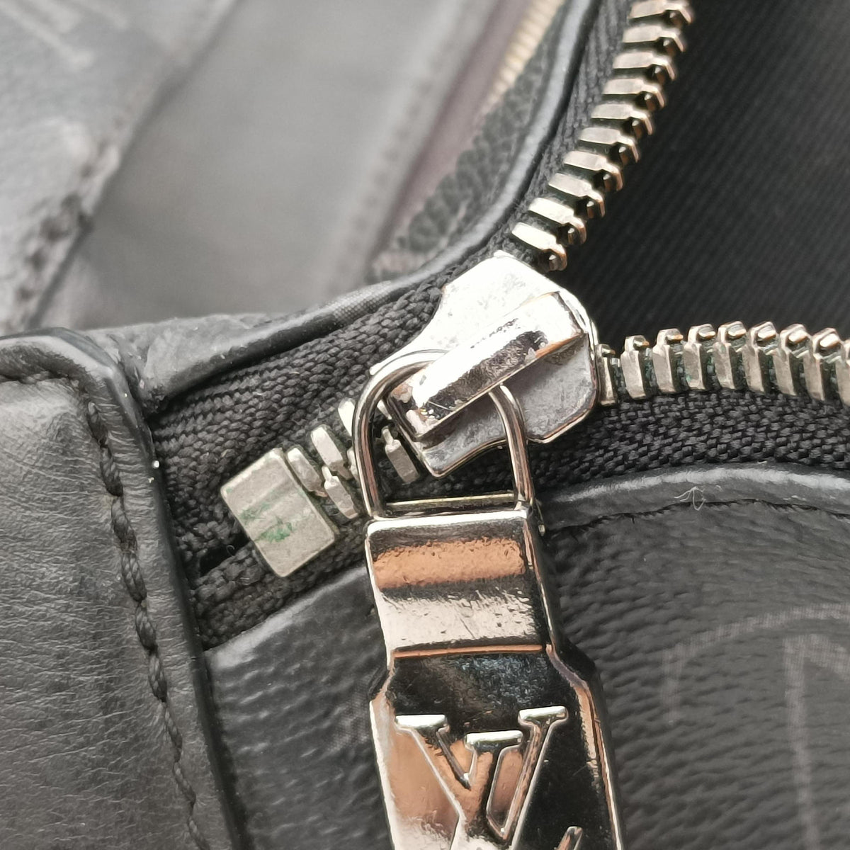 Secondhand Louis Vuitton Apollo Noir Monogram Eclipse M43186 backpack/rucksack | stylenewstar