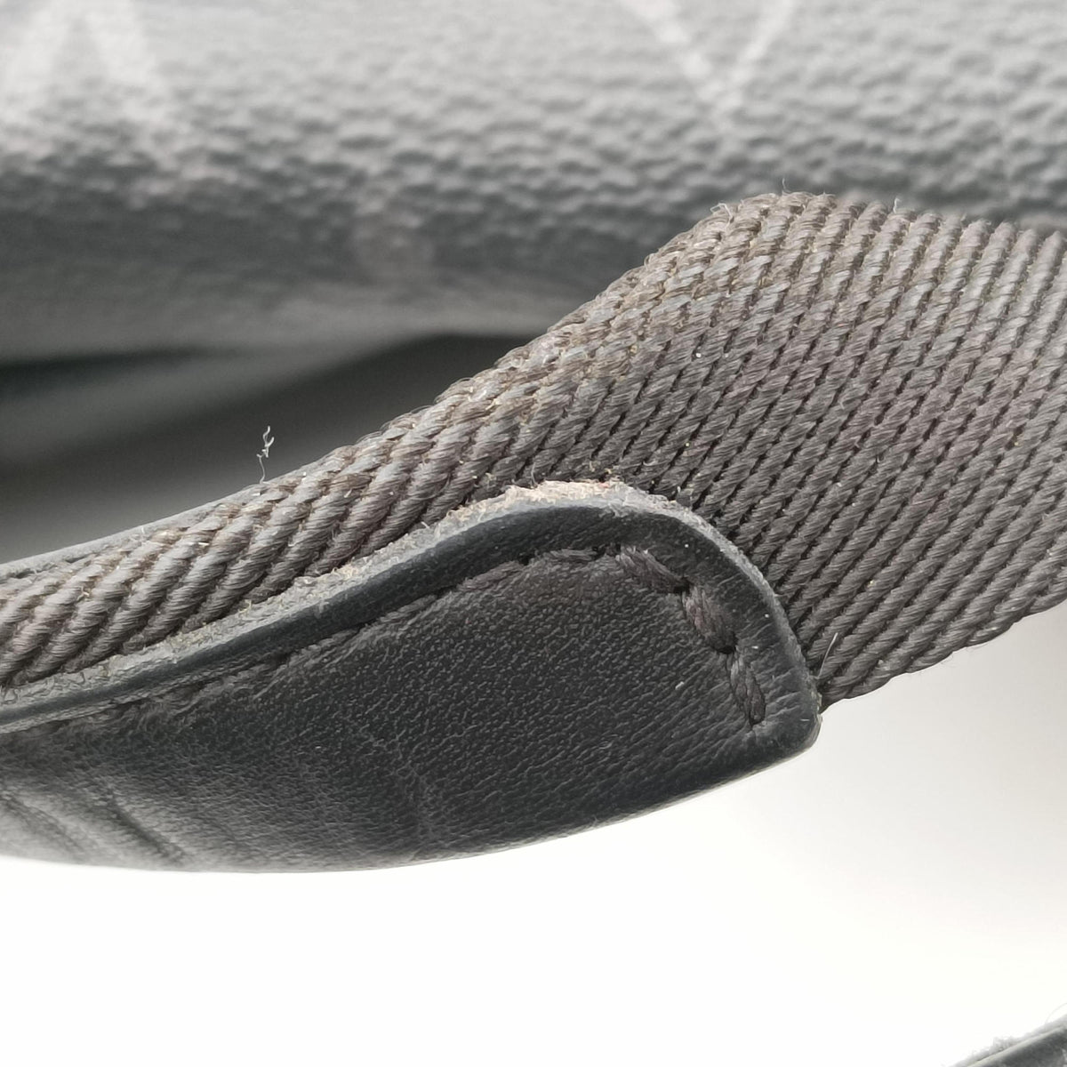 Secondhand Louis Vuitton Apollo Noir Monogram Eclipse M43186 backpack/rucksack | stylenewstar