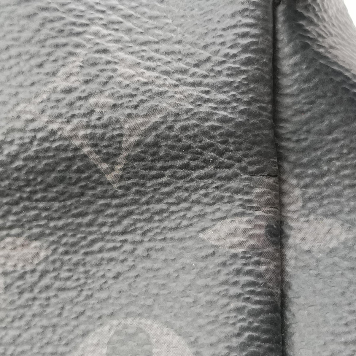 Secondhand Louis Vuitton Apollo Noir Monogram Eclipse M43186 backpack/rucksack | stylenewstar