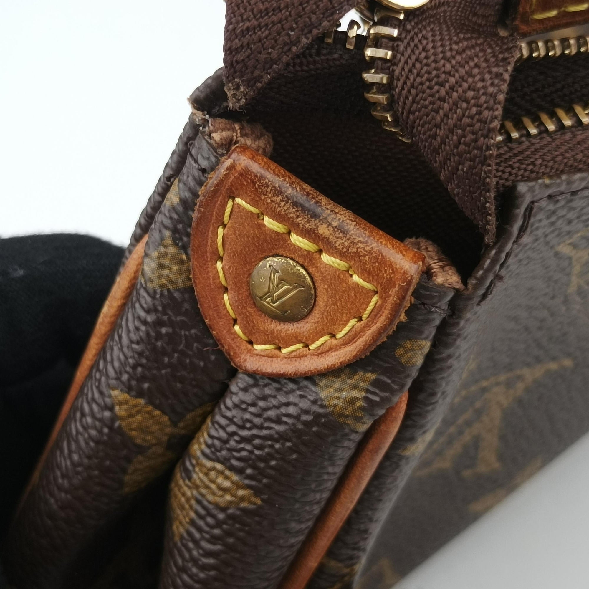Secondhand Louis Vuitton EVA brown Monogram Canvas M95567 shoulderbag | stylenewstar