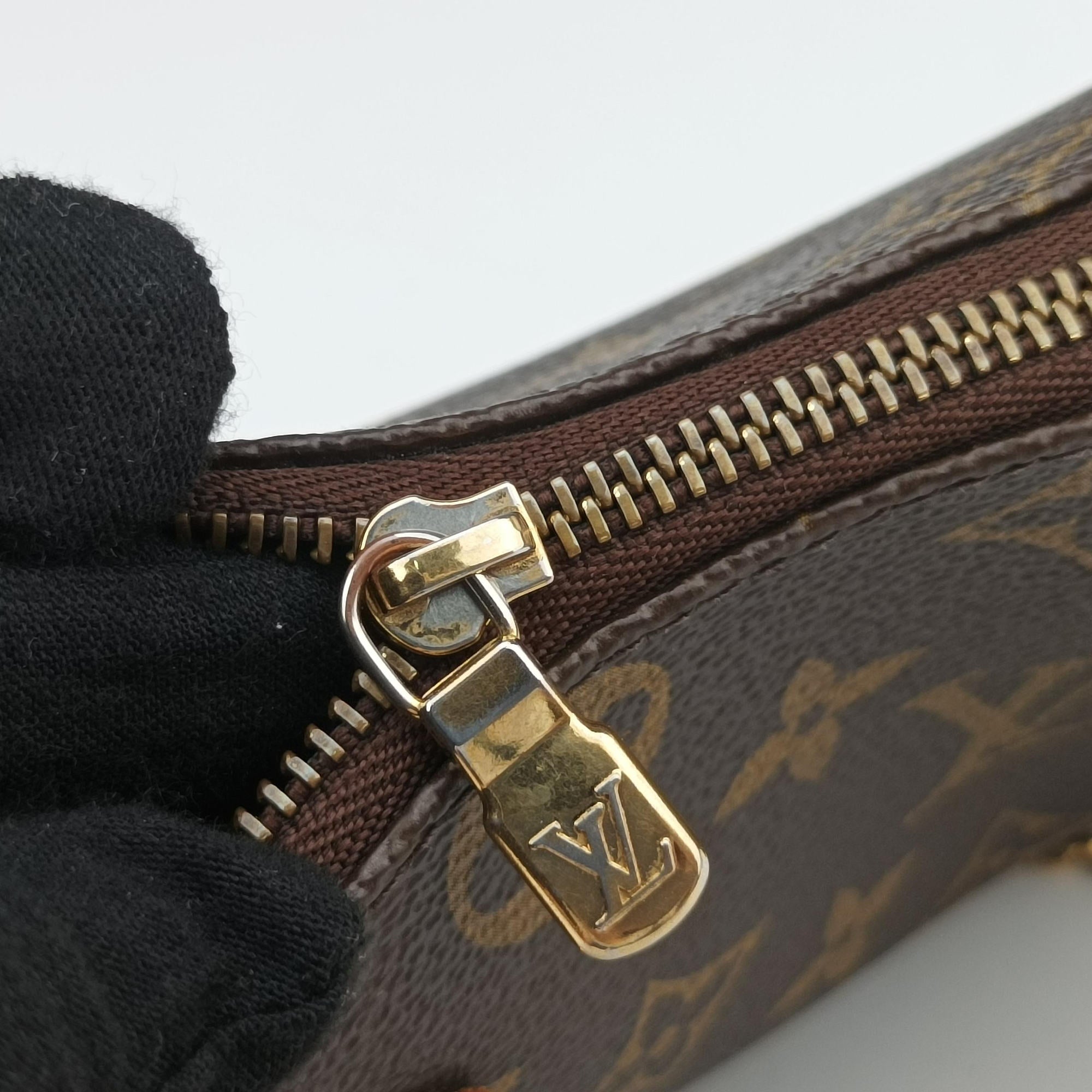 Secondhand Louis Vuitton EVA brown Monogram Canvas M95567 shoulderbag | stylenewstar