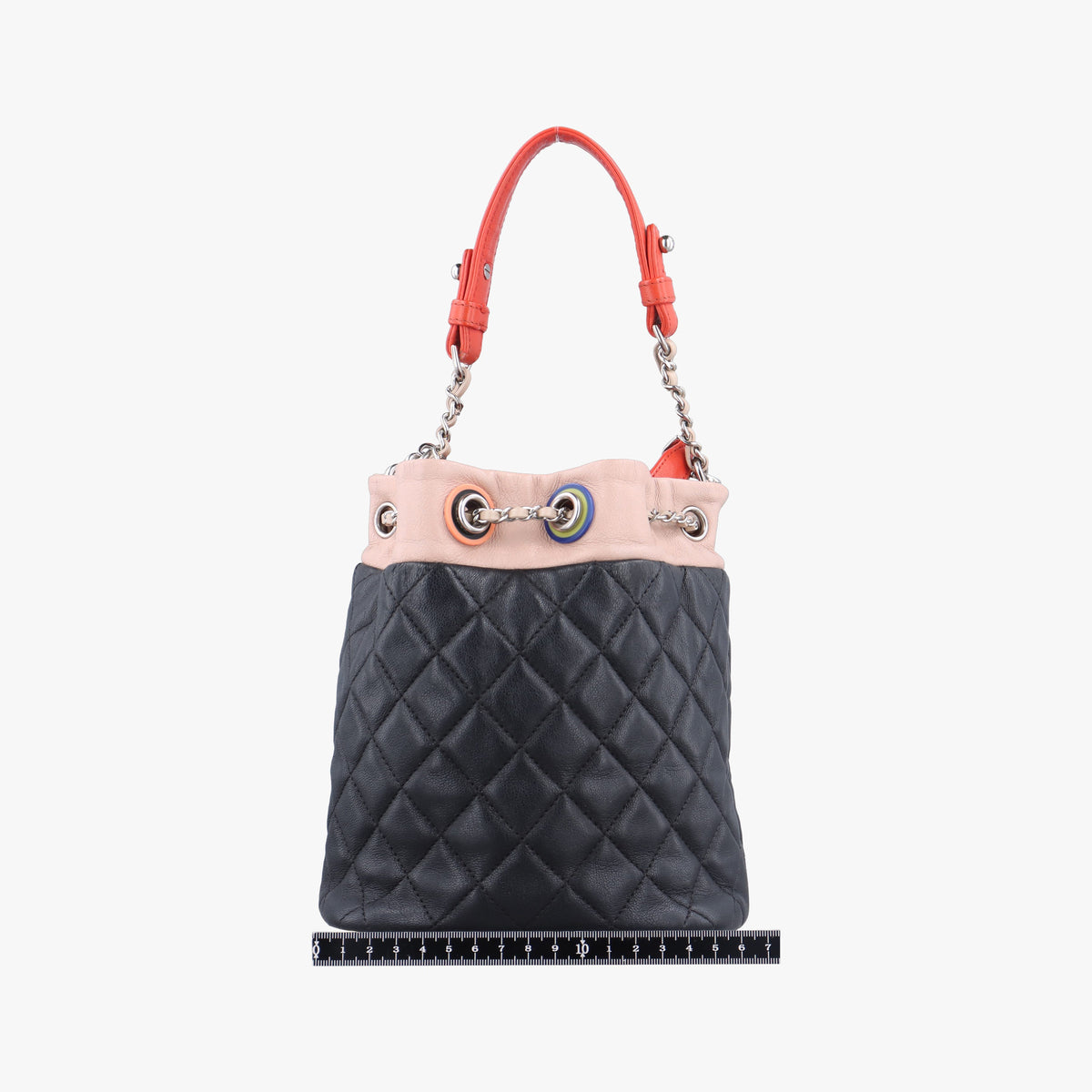 Pre-owned Chanel Drawstring Matelasse Multicolour lambskin A93730 shoulderbag | stylenewstar