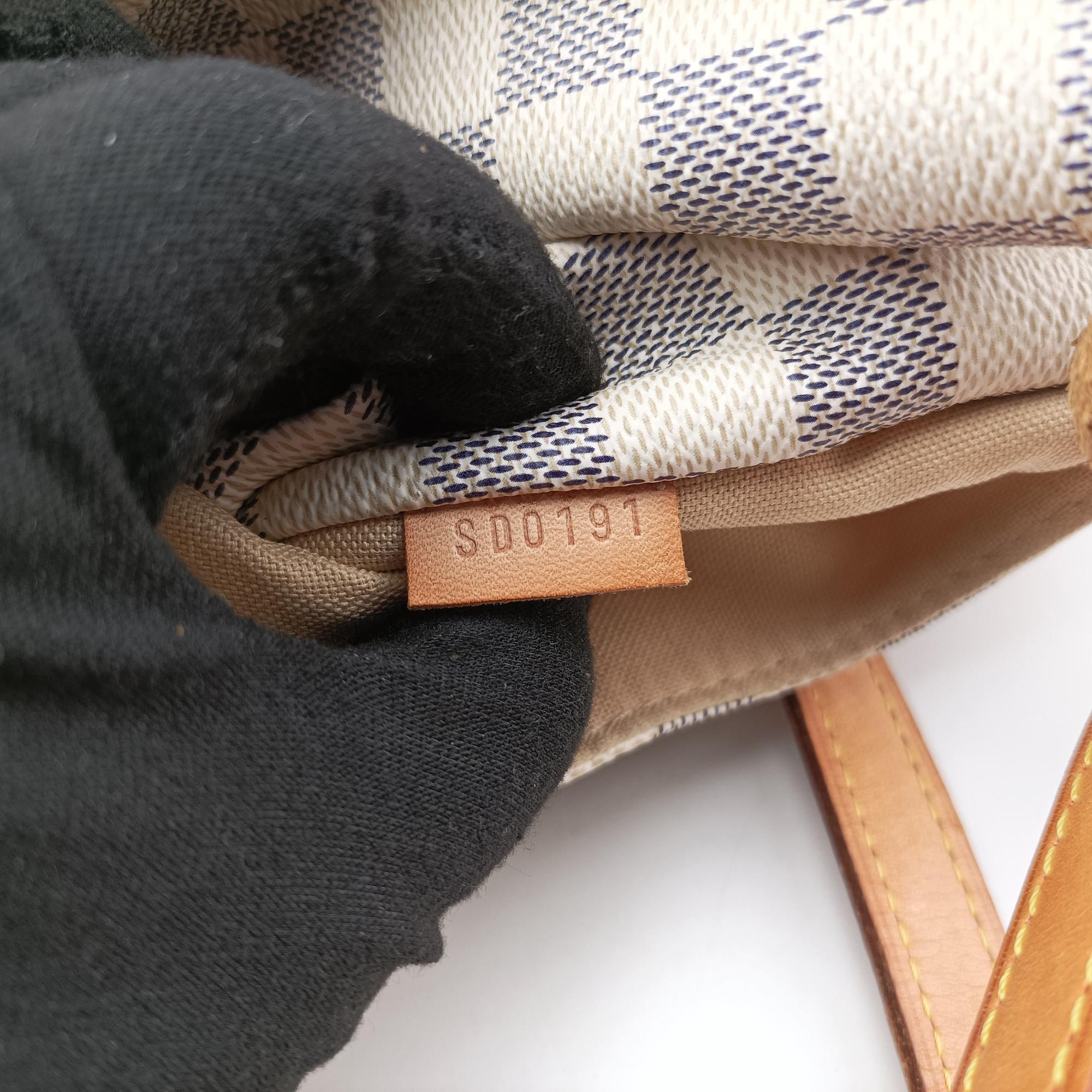 Pre-owned Louis Vuitton TOTALLY MM Azur Damier Canvas N51262 shoulderbag | stylenewstar