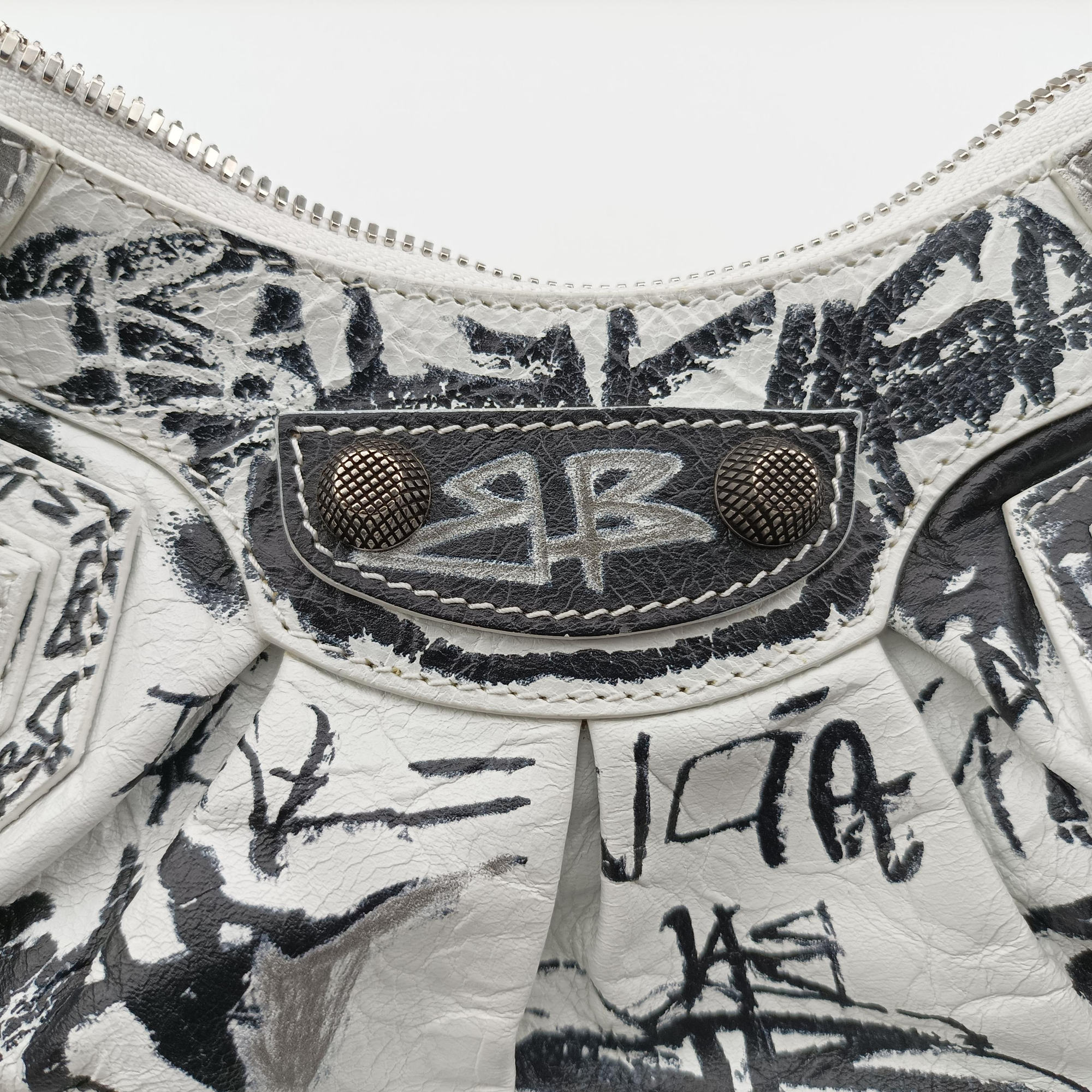 Pre-owned Balenciaga Le Cagole White × Black lambskin  shoulderbag | stylenewstar