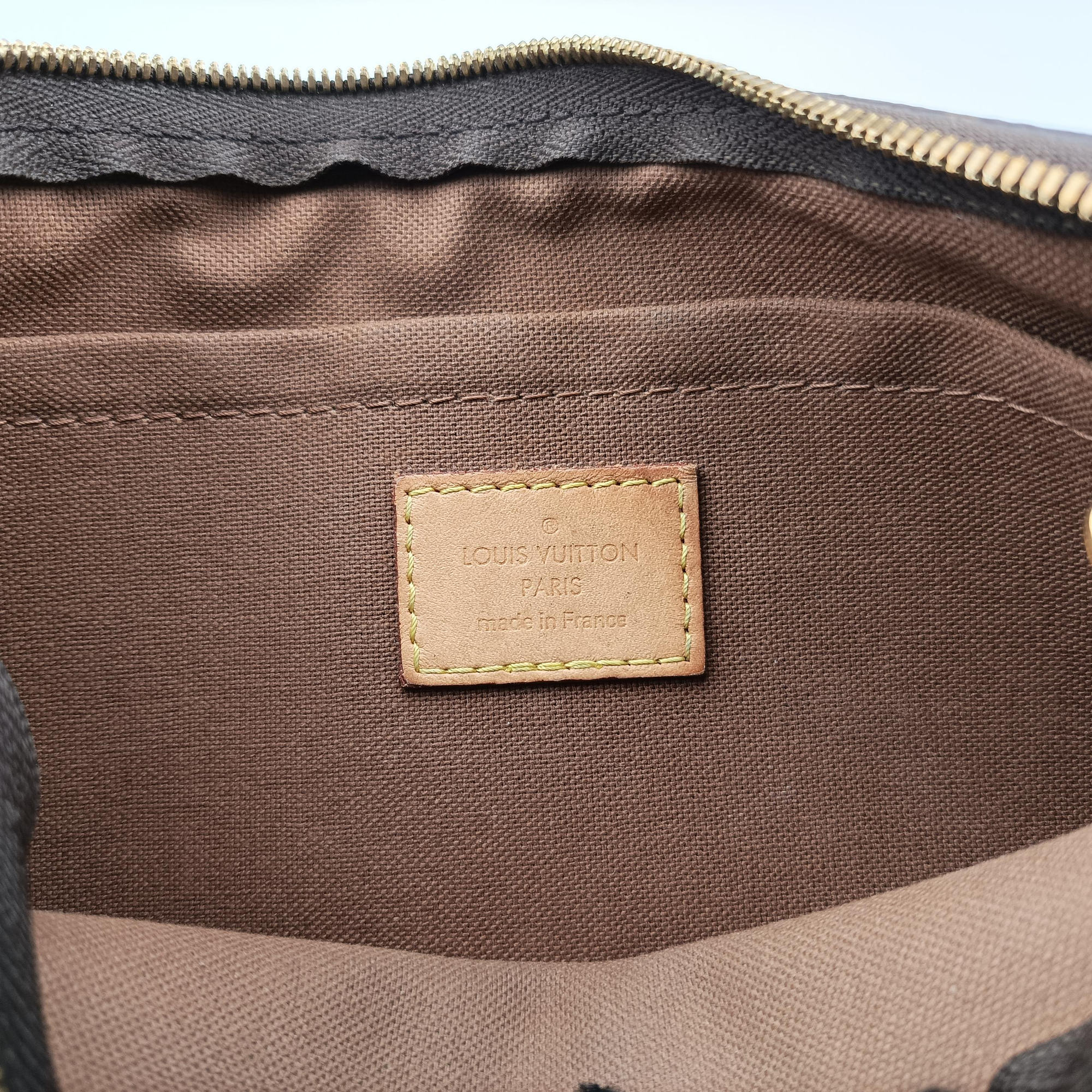 Secondhand Louis Vuitton MULTI POCHETTE ACCESSOIRES brown×khaki Monogram Canvas M44840 shoulderbag | stylenewstar
