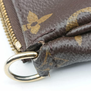 Secondhand Louis Vuitton MULTI POCHETTE ACCESSOIRES brown×khaki Monogram Canvas M44840 shoulderbag | stylenewstar