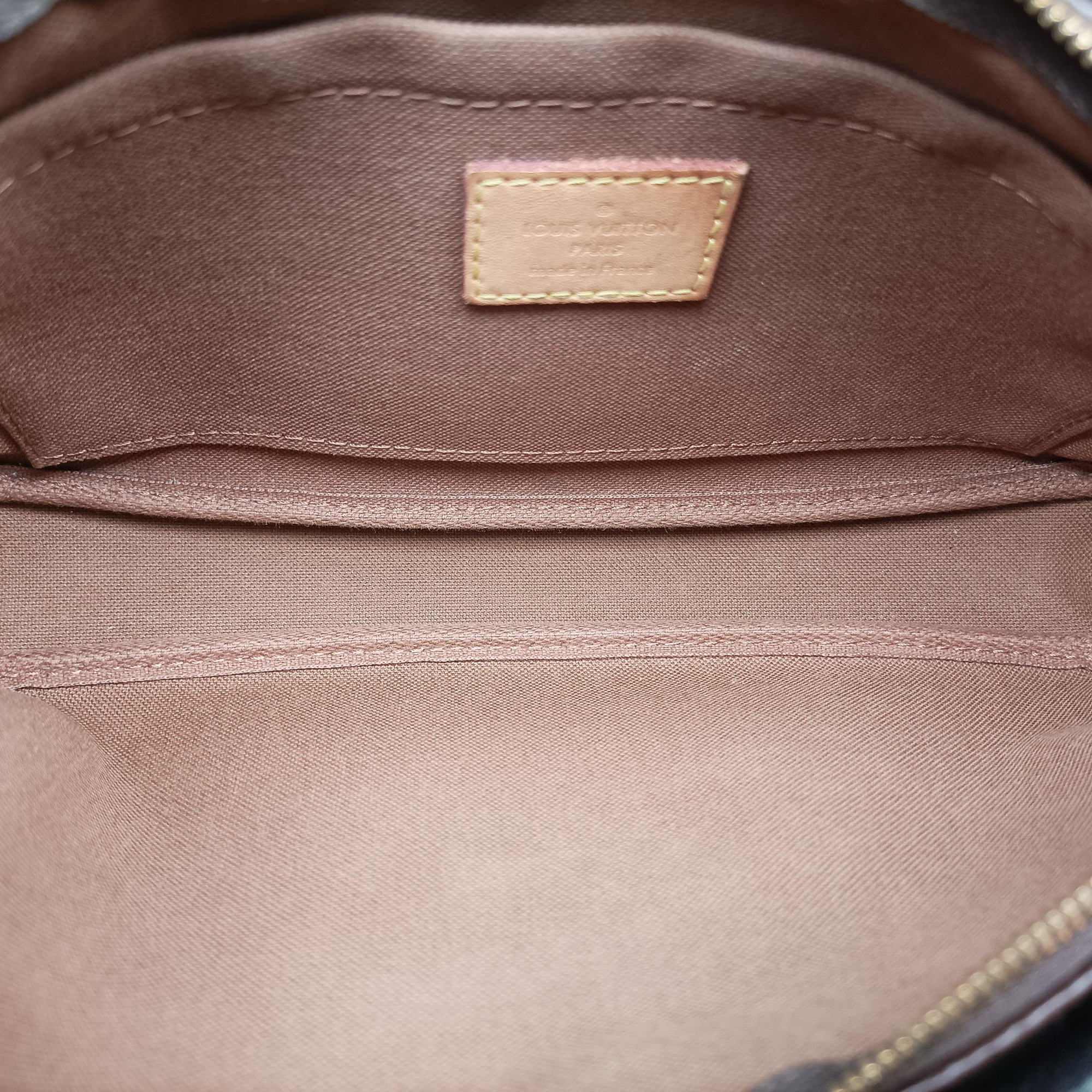 Secondhand Louis Vuitton MULTI POCHETTE ACCESSOIRES brown×khaki Monogram Canvas M44840 shoulderbag | stylenewstar