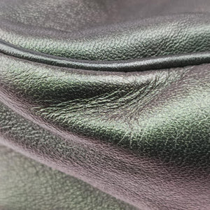 Secondhand Bottega Veneta Iridescent Scarabee Iridescent Multi Pocket Tote  Iridescent Green Leather  shoulderbag | stylenewstar