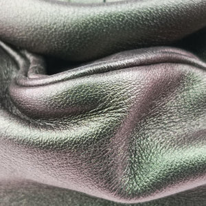 Secondhand Bottega Veneta Iridescent Scarabee Iridescent Multi Pocket Tote  Iridescent Green Leather  shoulderbag | stylenewstar