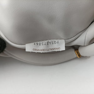 Secondhand Bottega Veneta THE Chain Pouch White lambskin  shoulderbag | stylenewstar