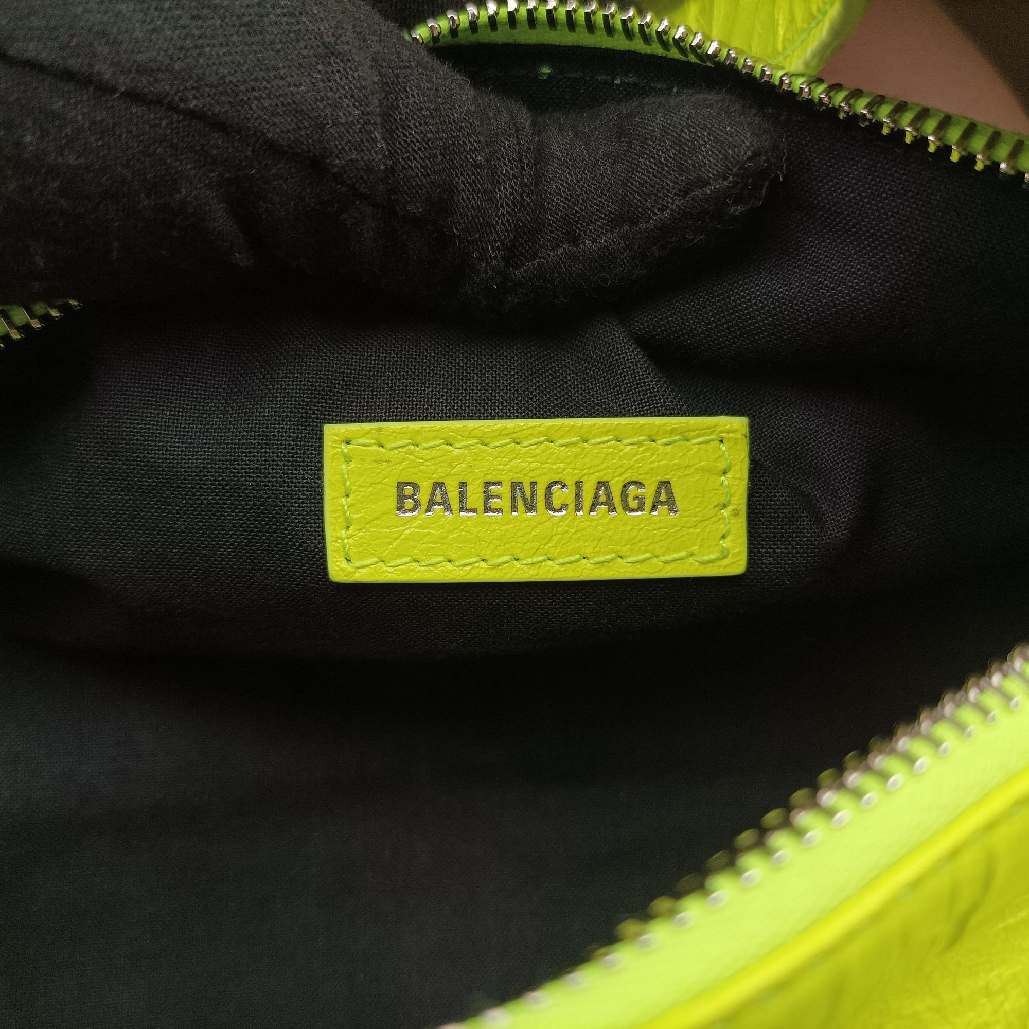 Pre-owned Balenciaga Superbusy XS Sling Bag Yellow leather 568008 shoulderbag | stylenewstar