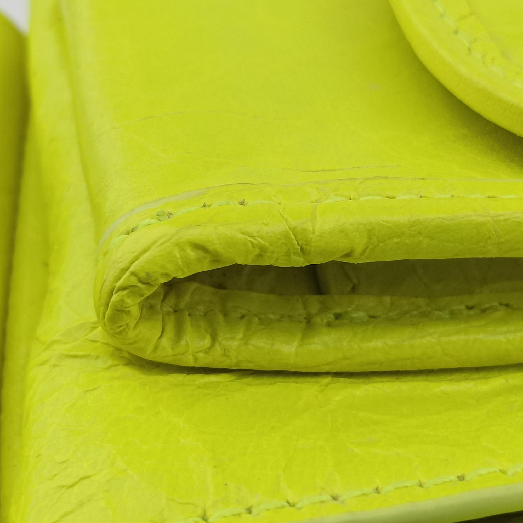 Pre-owned Balenciaga Superbusy XS Sling Bag Yellow leather 568008 shoulderbag | stylenewstar