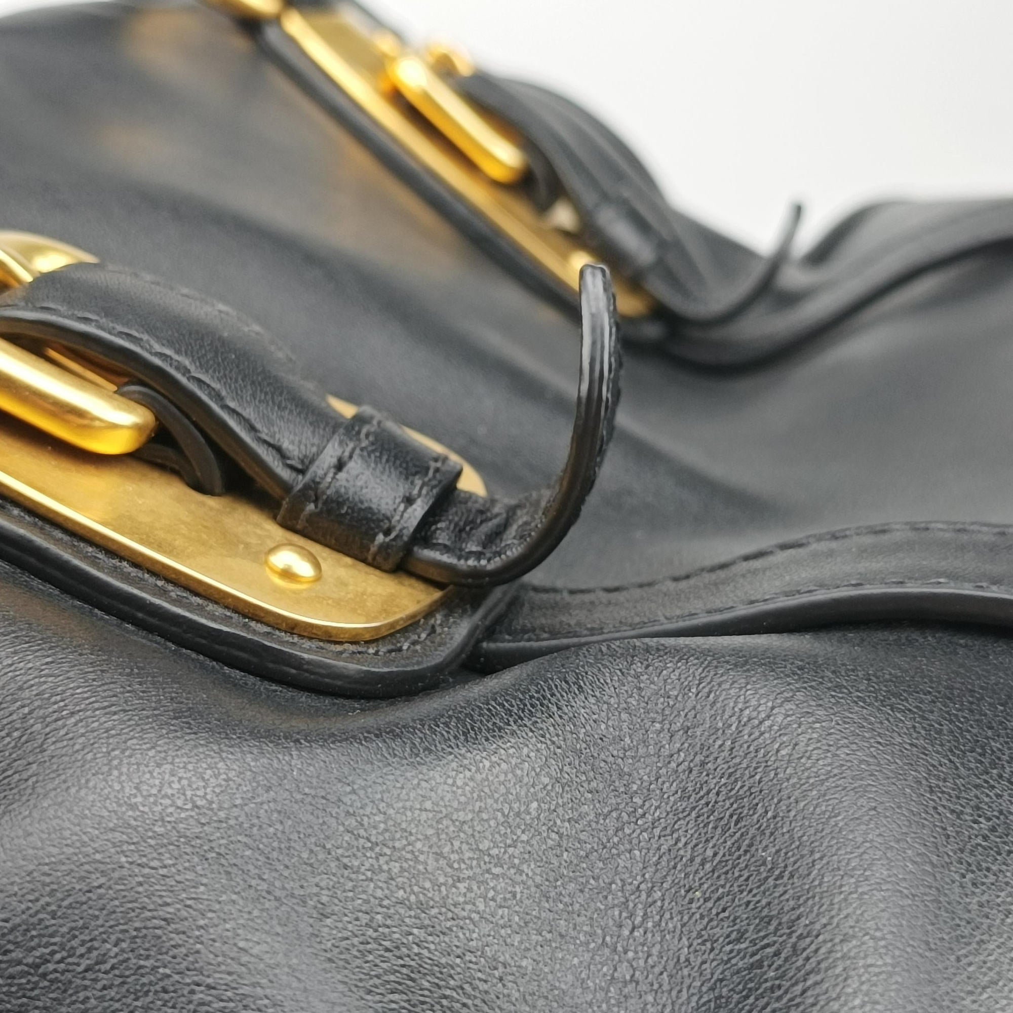 Pre-owned Prada Vitello Daino Logo Black Leather BN1903 shoulderbag | stylenewstar